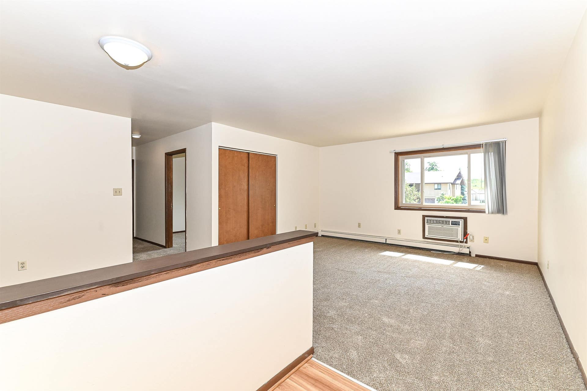 718 W Grange Avenue, Milwaukee, WI 53221