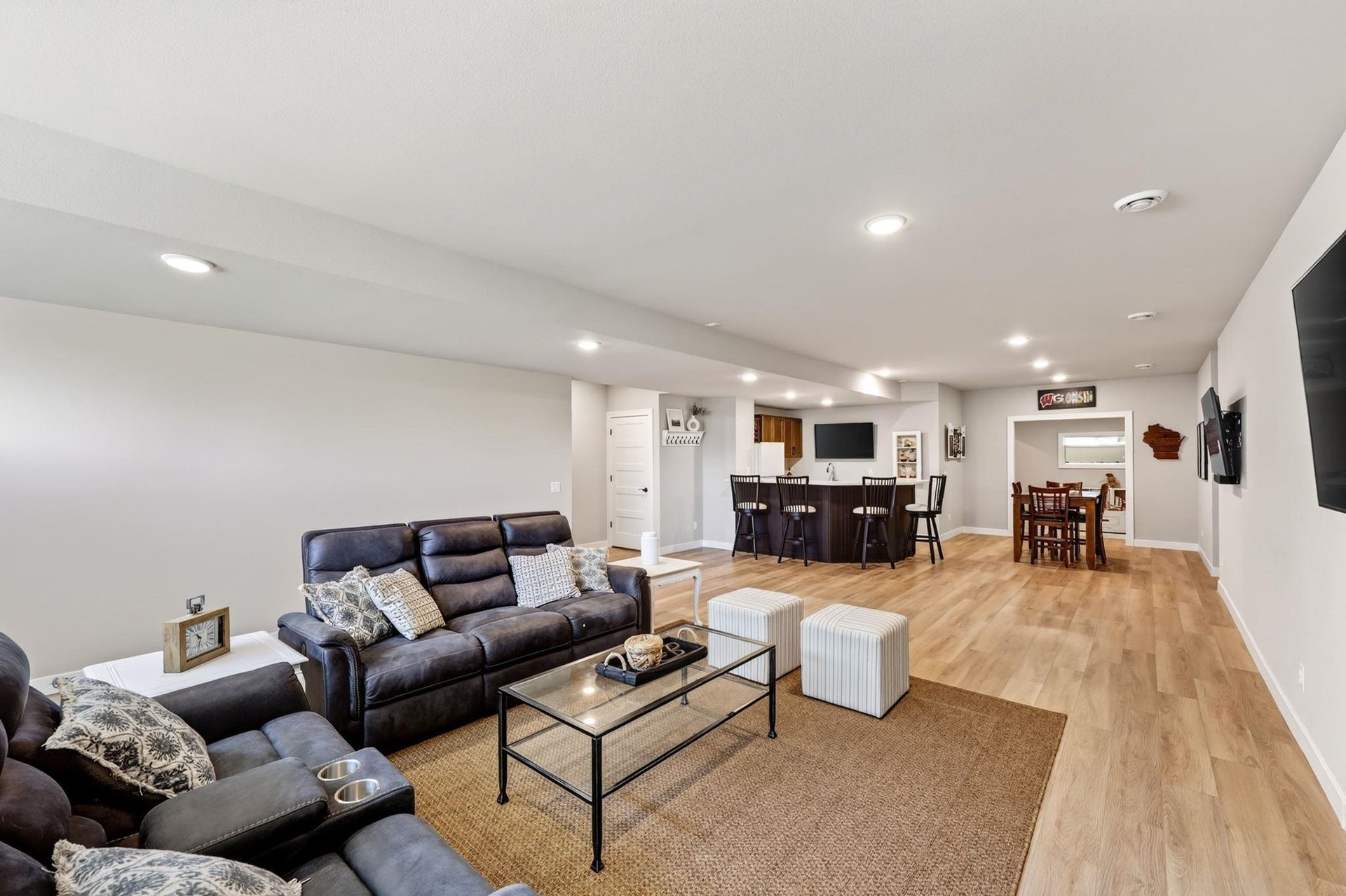 6648 Ramshorn Drive, Windsor, WI 53532