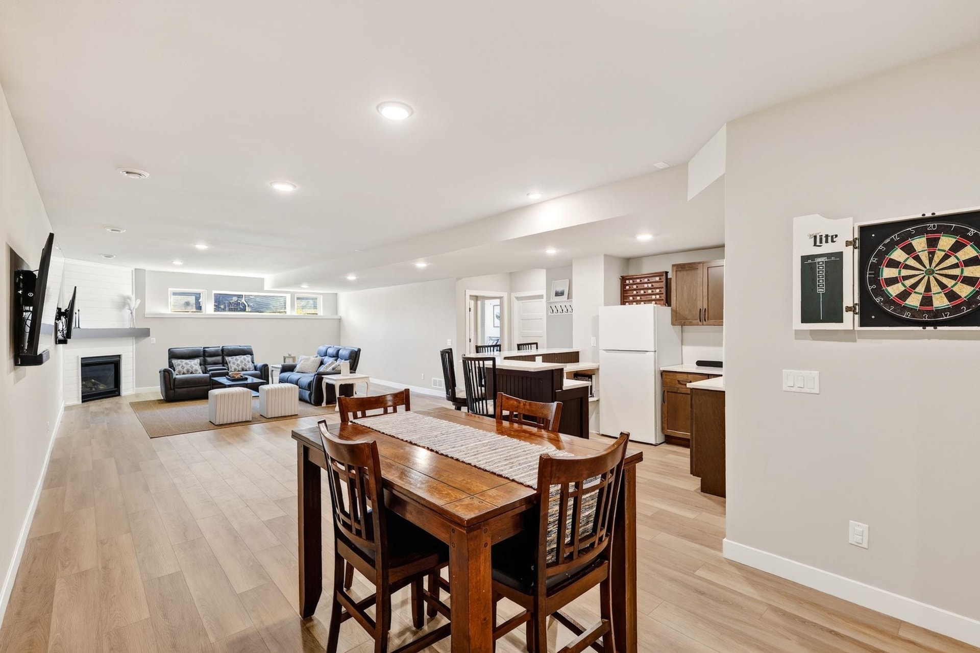 6648 Ramshorn Drive, Windsor, WI 53532