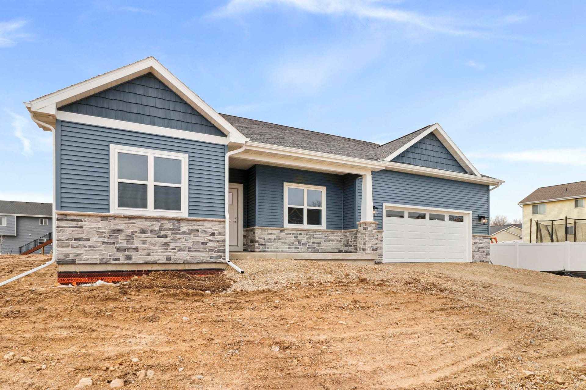 2631 Gust Road, Springdale, WI 53593