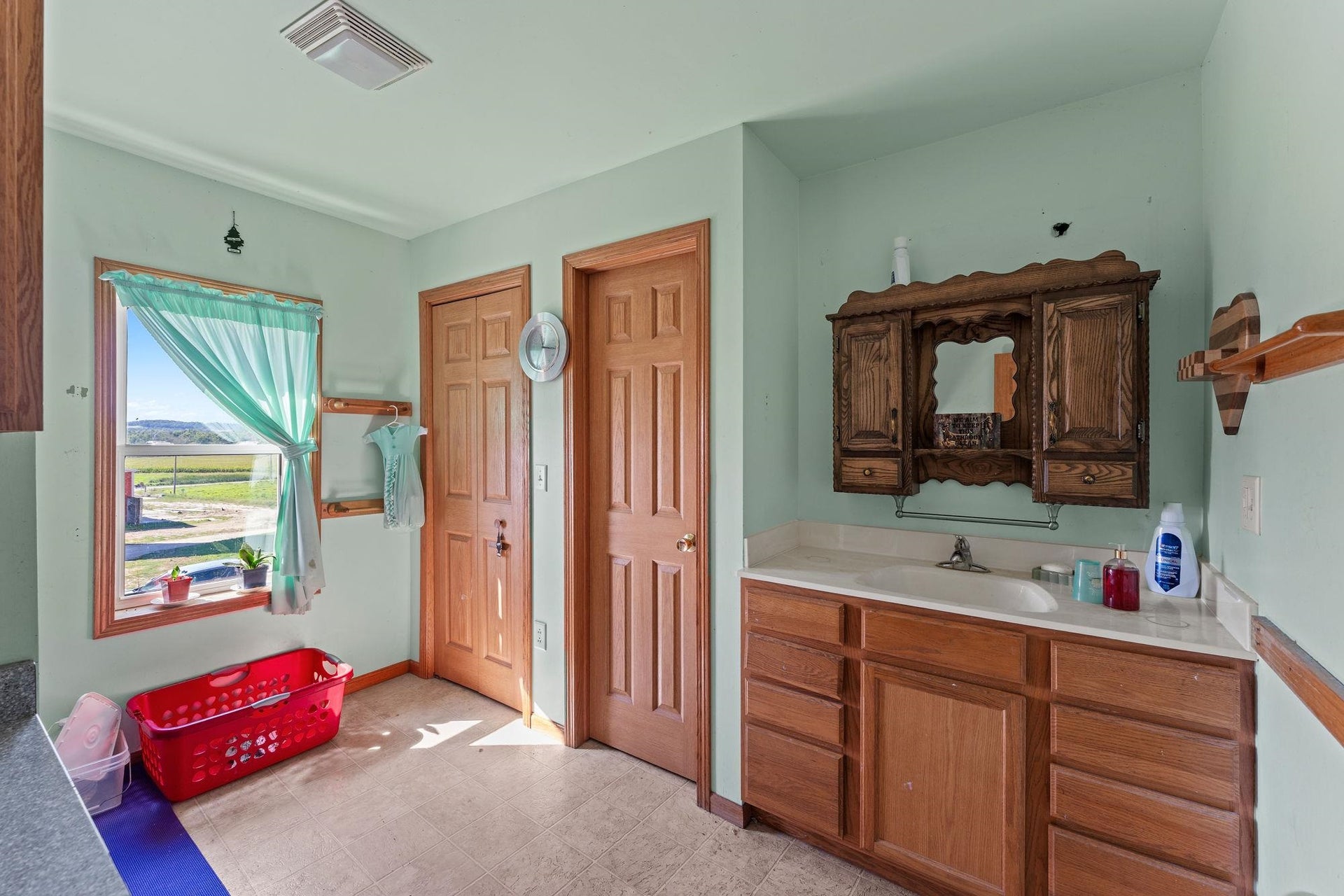 S4452 Grote Hill Road, Reedsburg, WI 53959