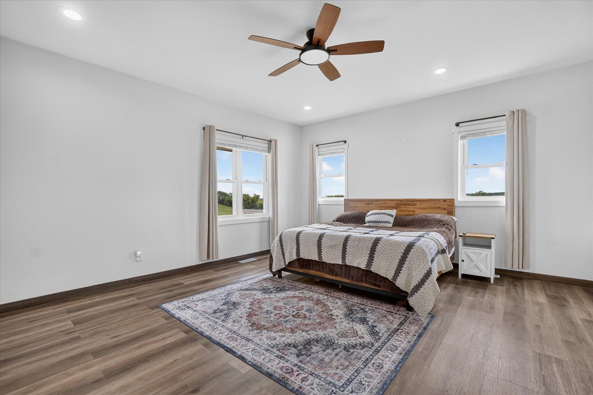 W450 Elmer Road, Brooklyn, WI 53521