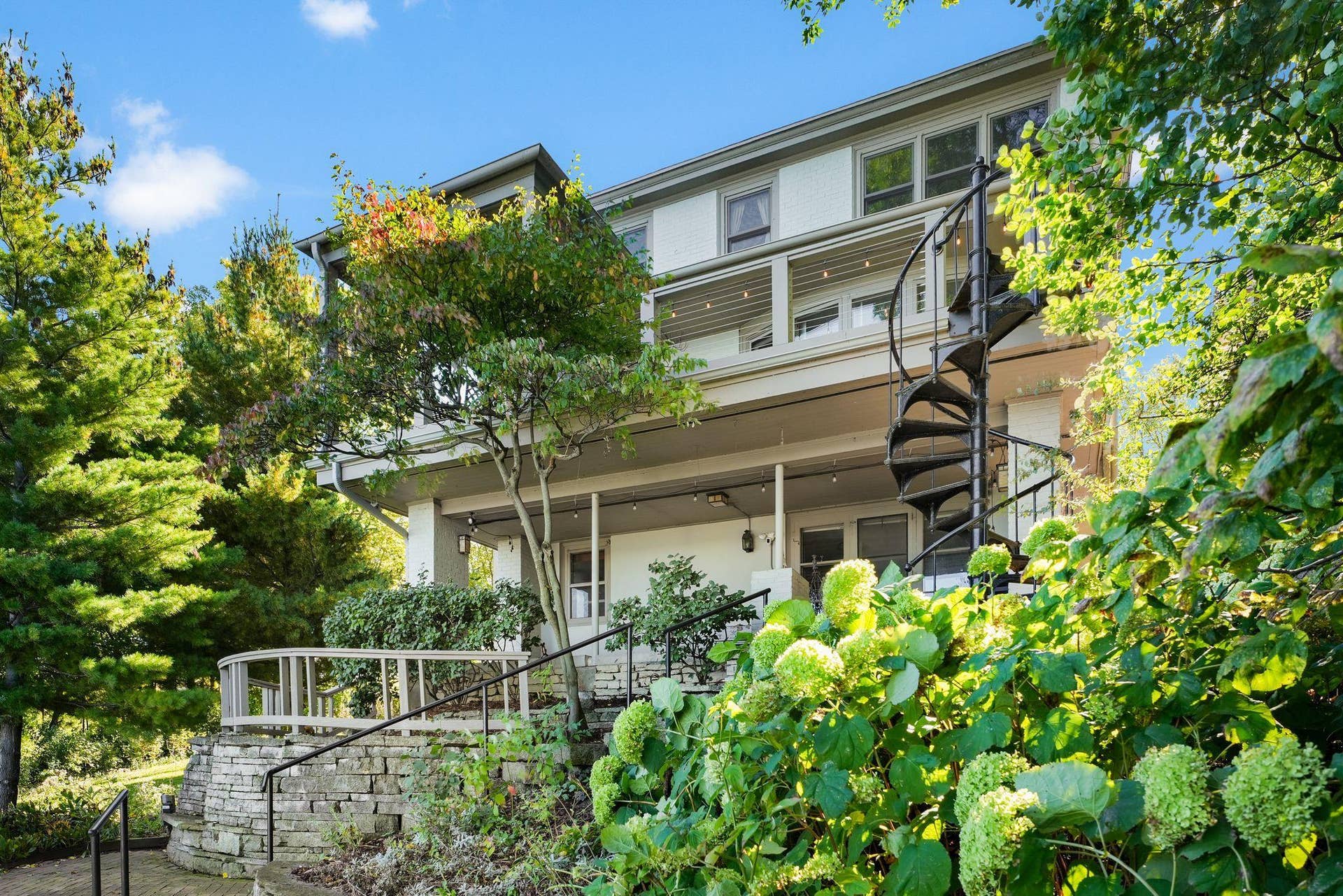 920 Castle Place, Madison, WI 53703
