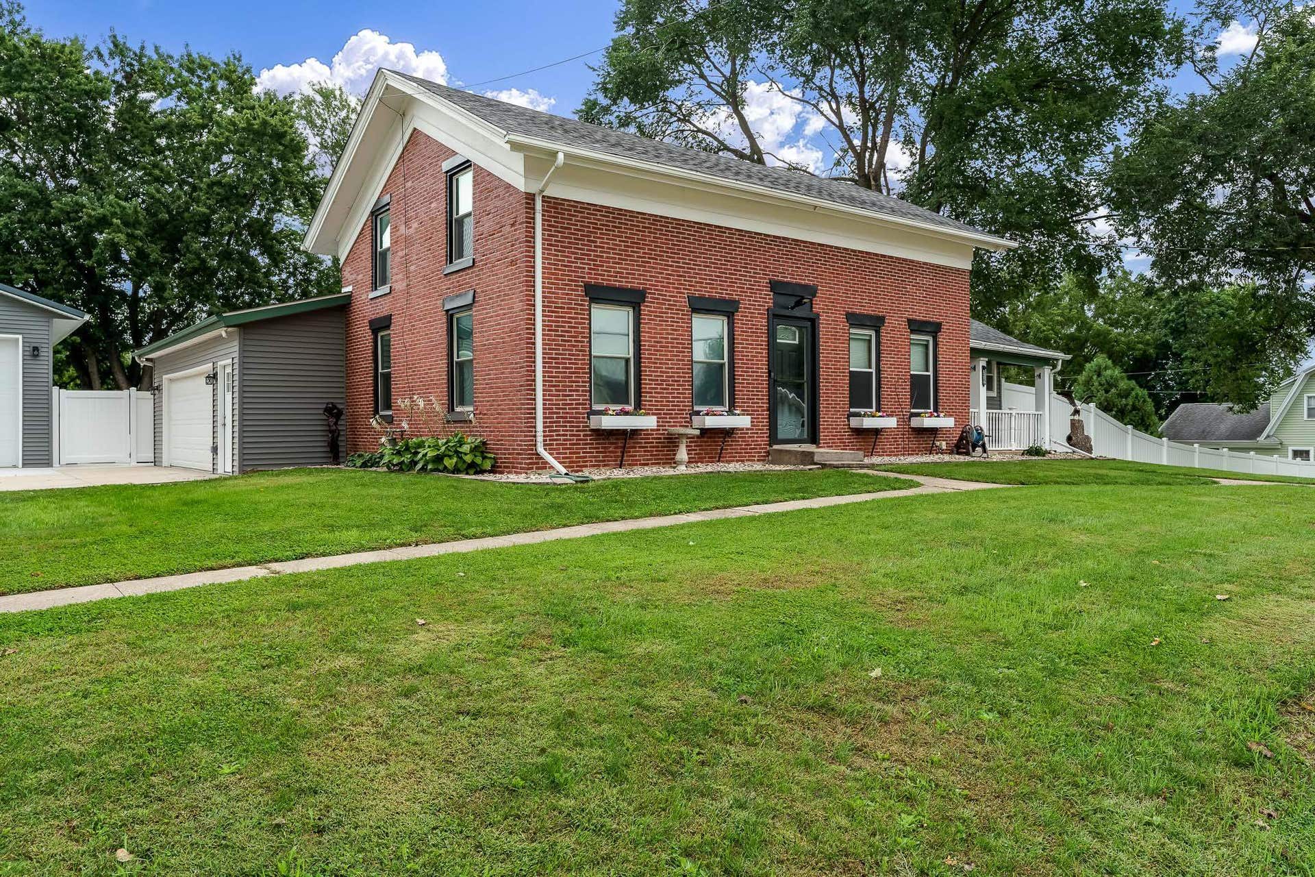 312 N Main Street, Orfordville, WI 53576