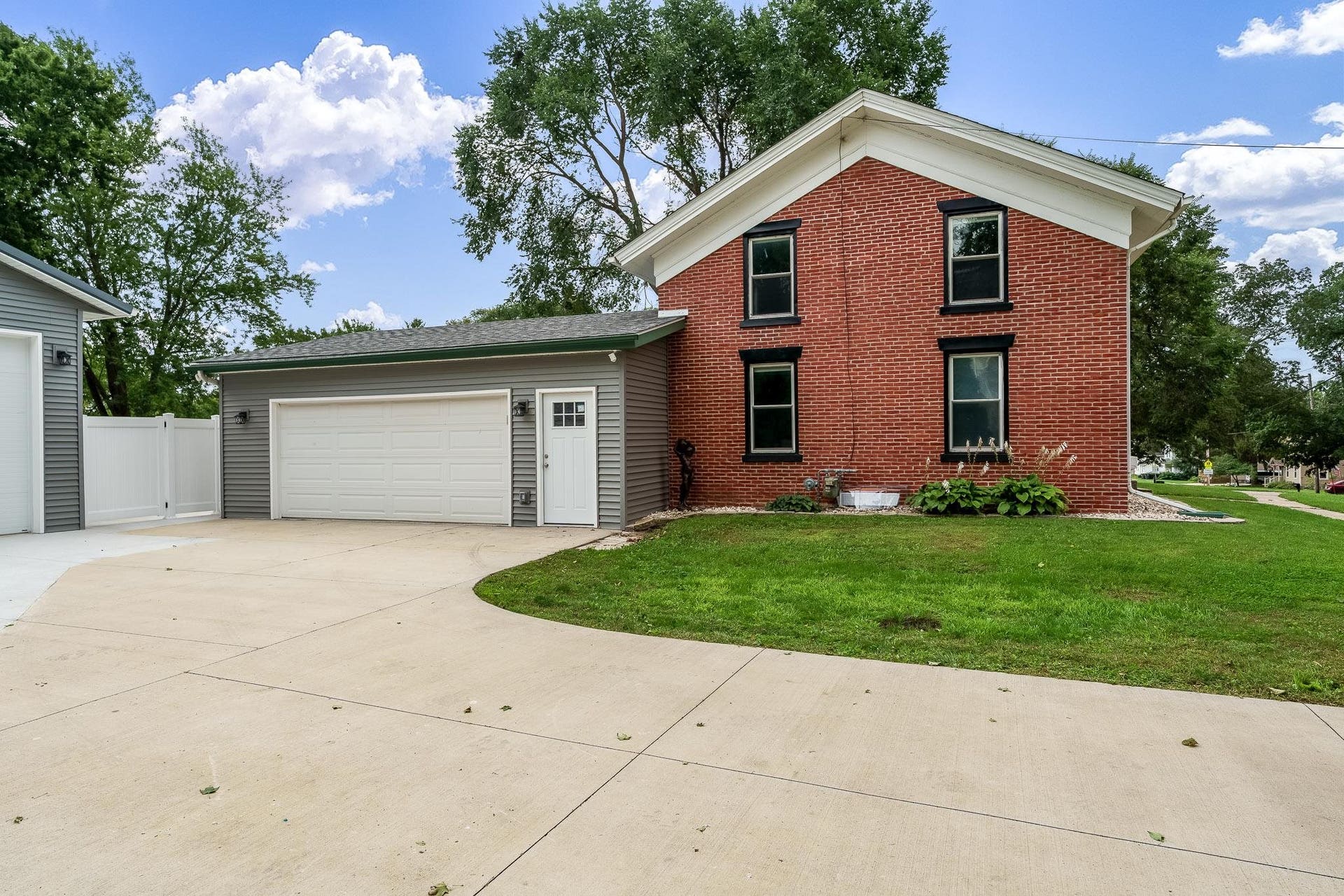 312 N Main Street, Orfordville, WI 53576