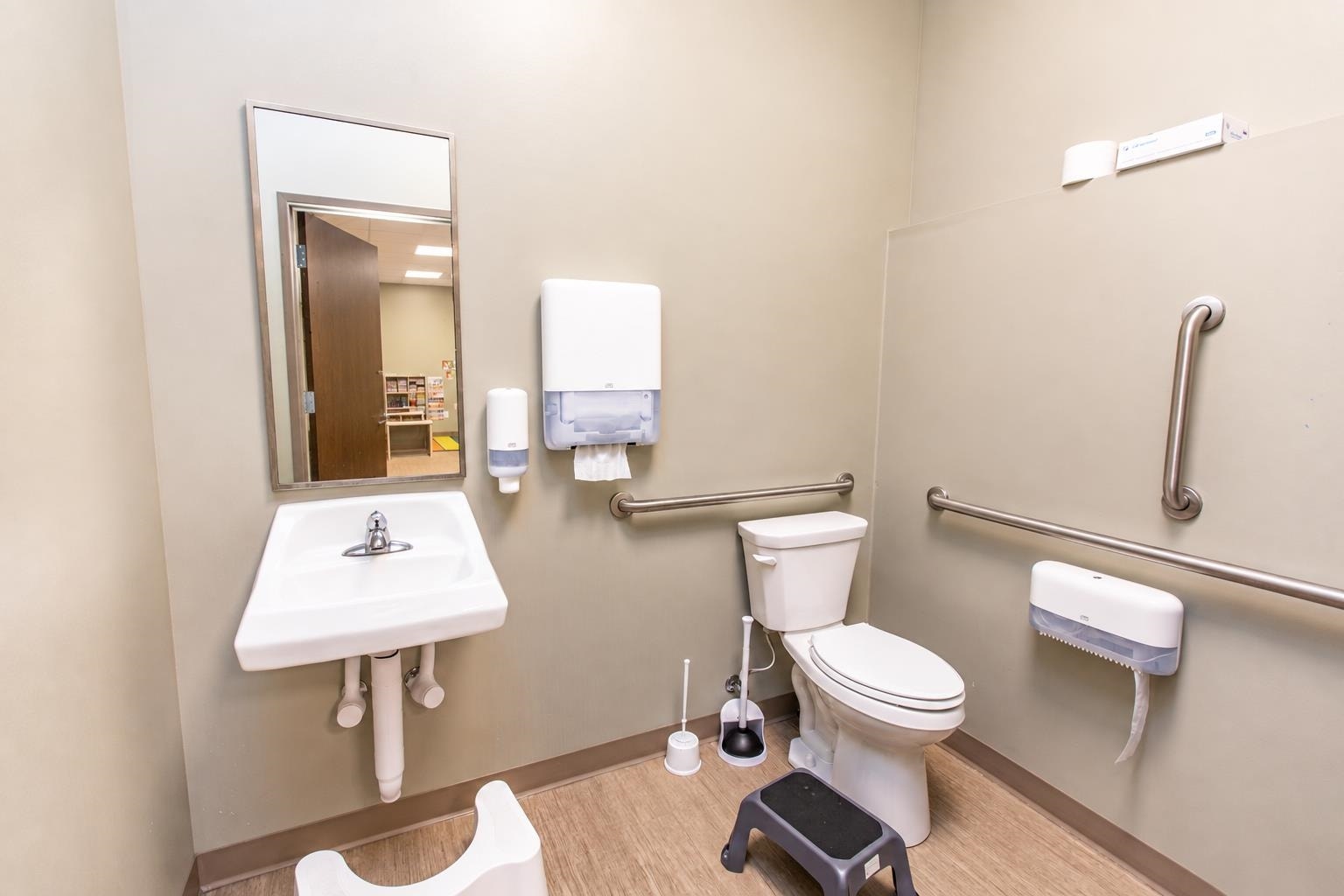 1625 Highway 61, Lancaster, WI 53813