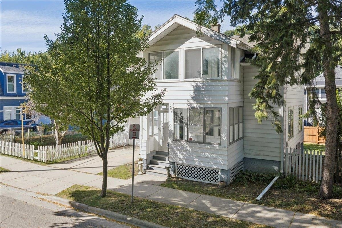 518 Wingra Street, Madison, WI 53715