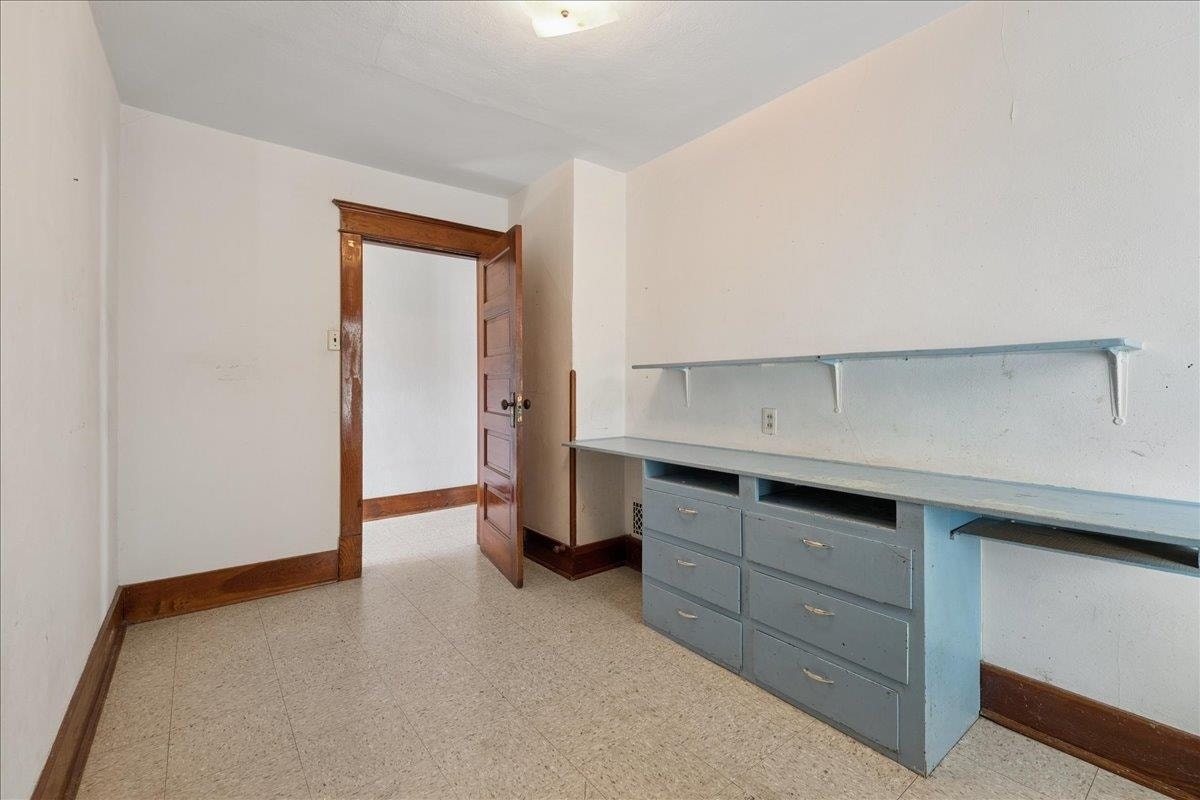518 Wingra Street, Madison, WI 53715