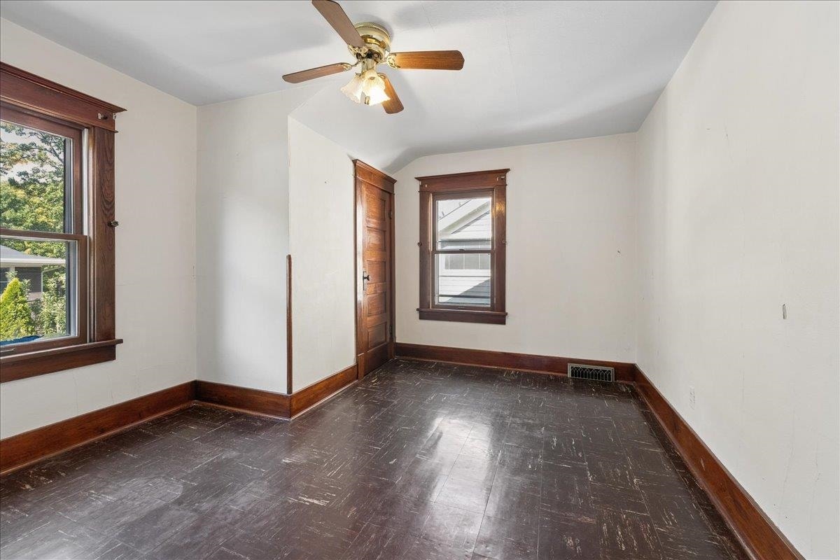 518 Wingra Street, Madison, WI 53715