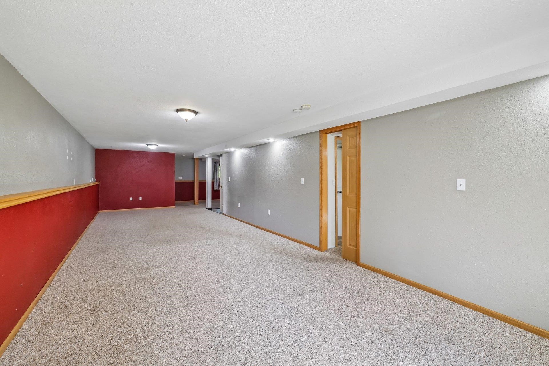 305 W Lafollette Street, Pardeeville, WI 53954