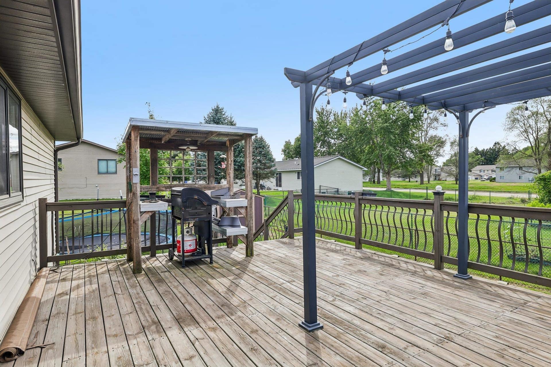 305 W Lafollette Street, Pardeeville, WI 53954