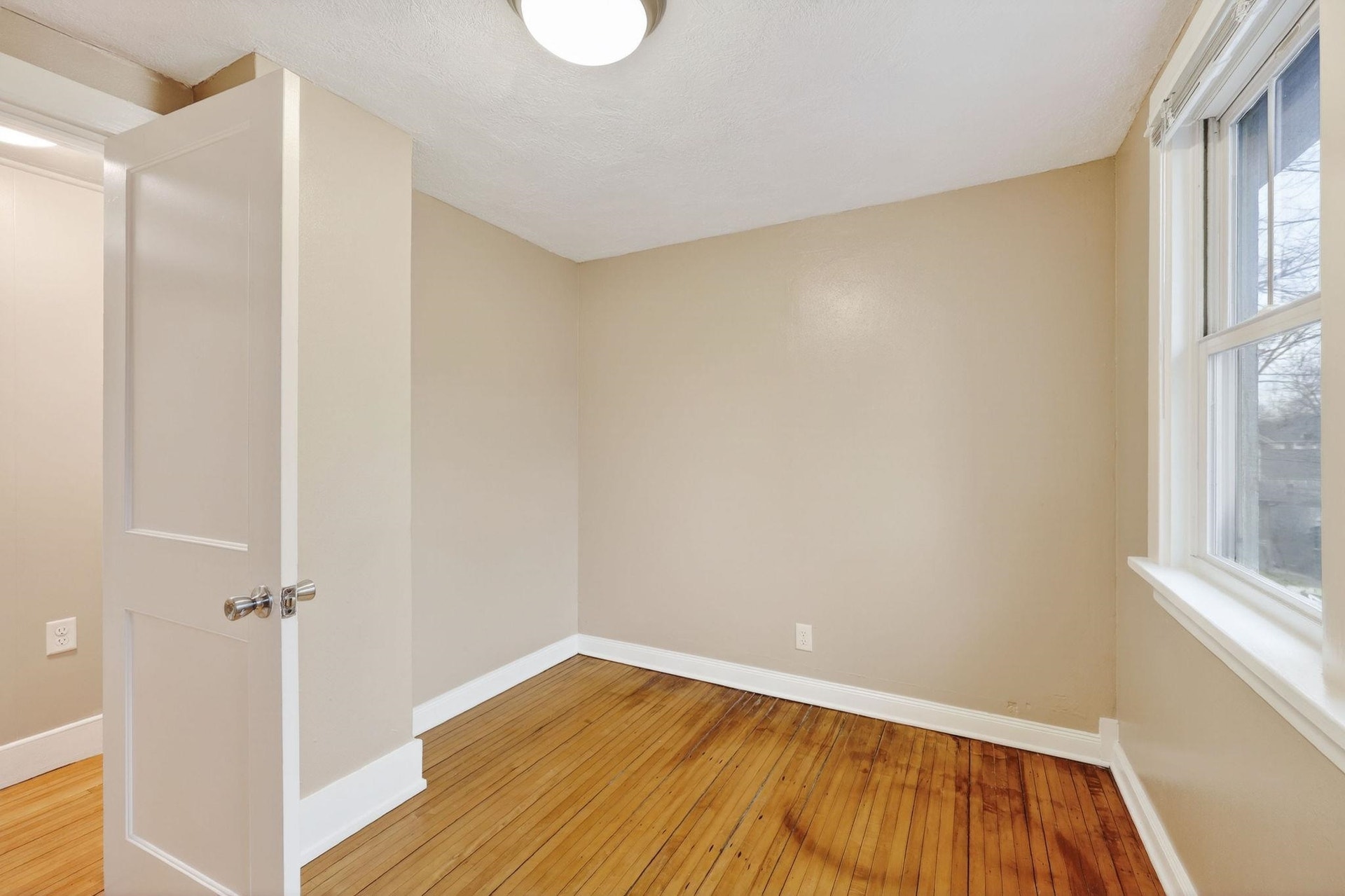 2737 Union Street, Madison, WI 53704