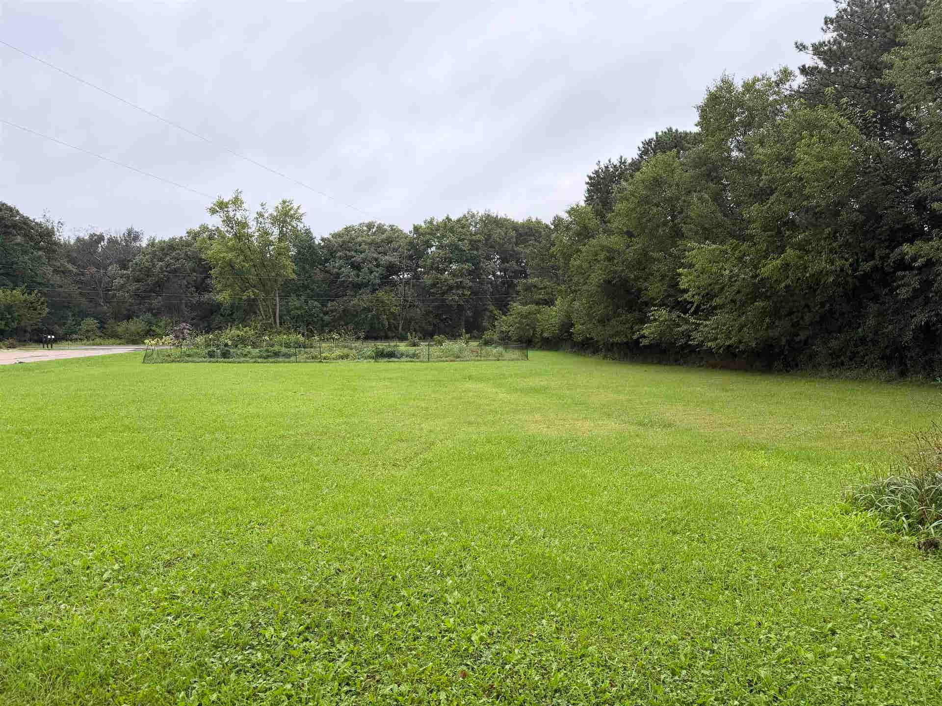 515 State Farm Road, Christiana, WI 53531