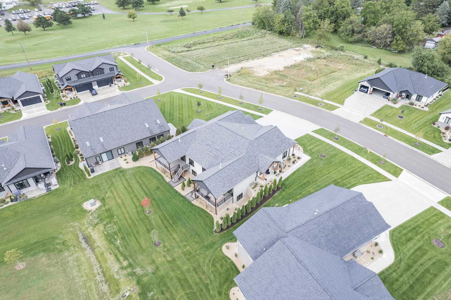 341 Ridge View Drive, #17, Milton, WI 53563