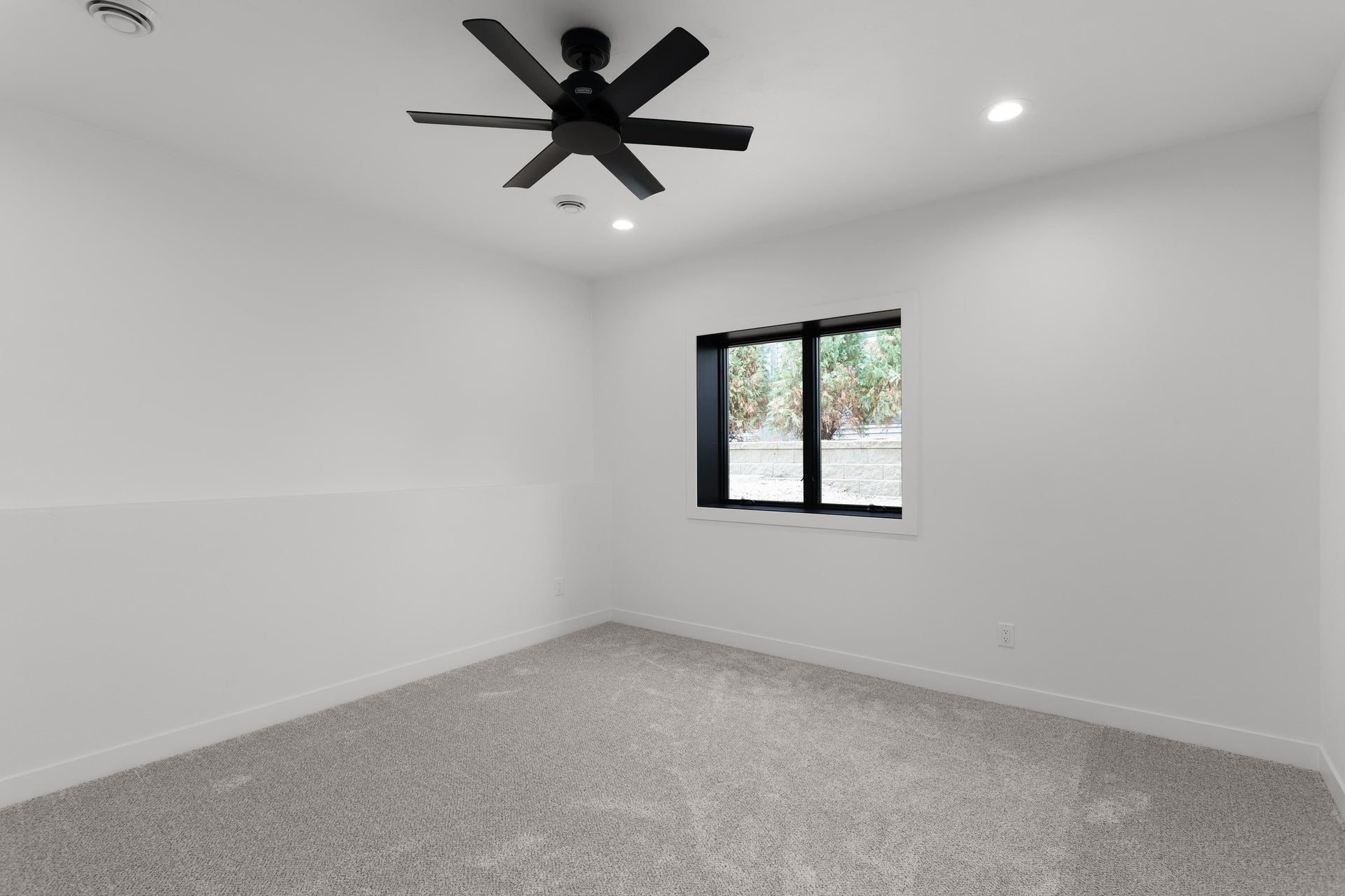 341 Ridge View Drive, #17, Milton, WI 53563