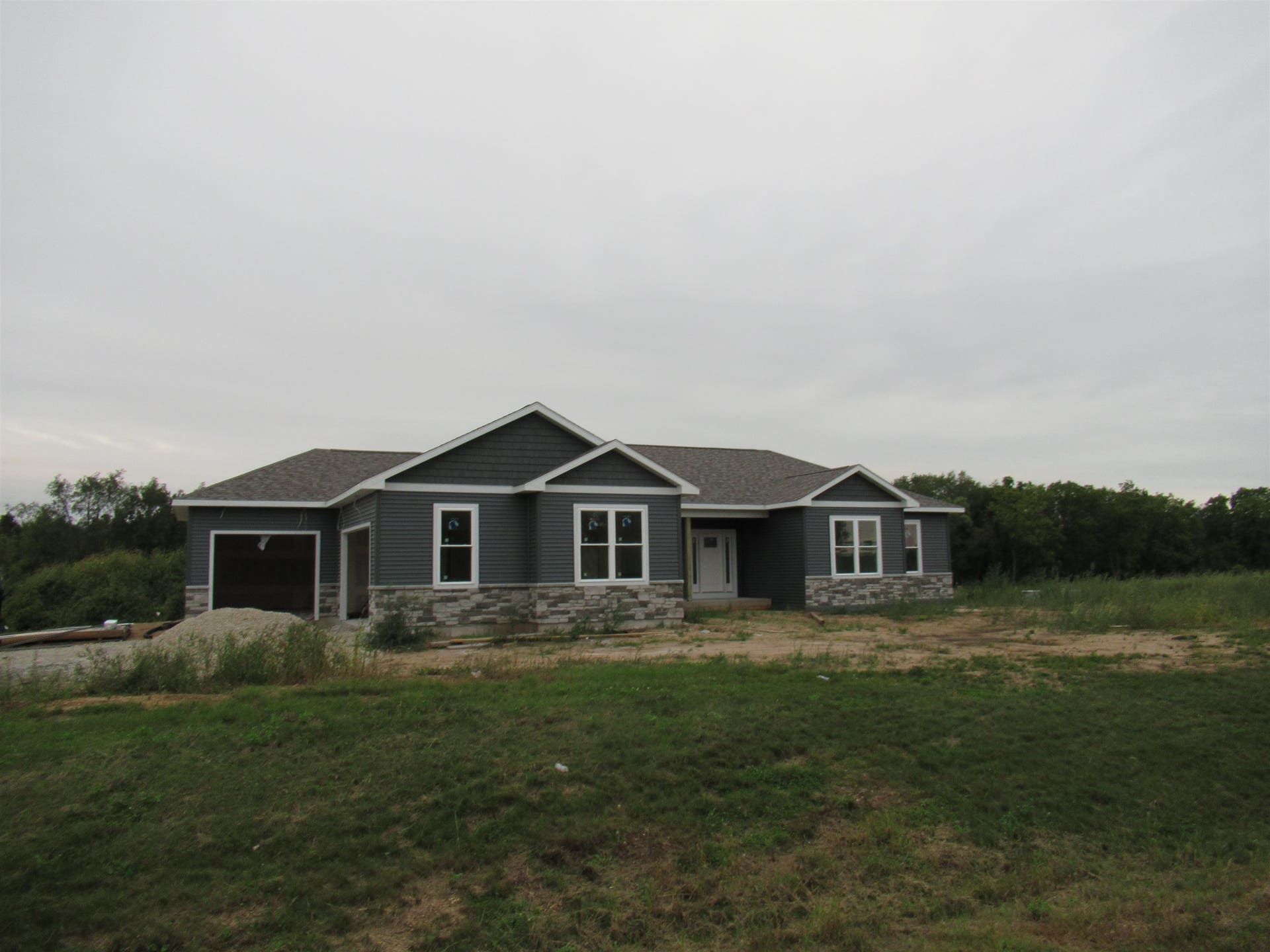 3980 S Deer Drive, Beloit, WI 53511-0000