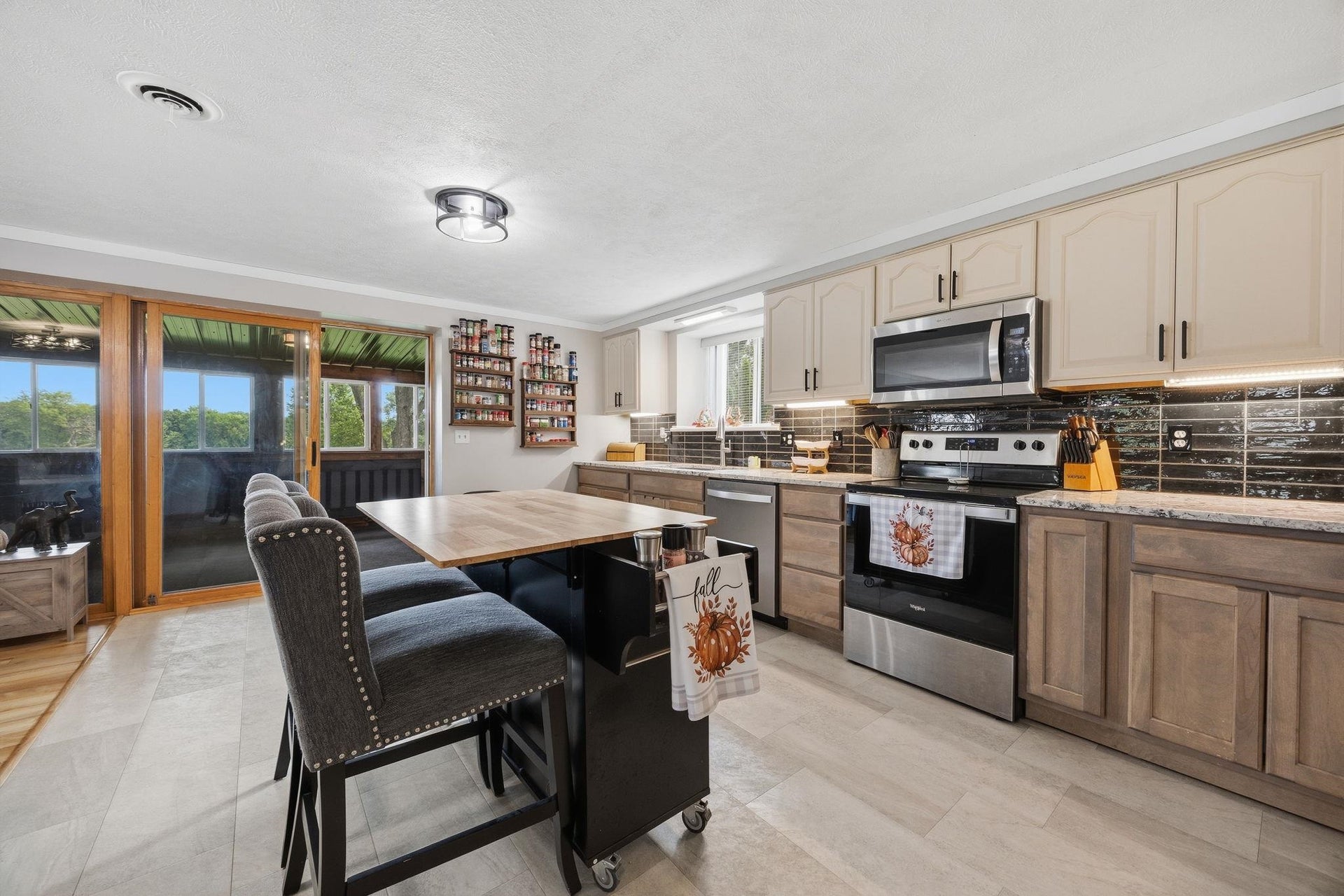 1509 Hackett Street, Beloit, WI 53511
