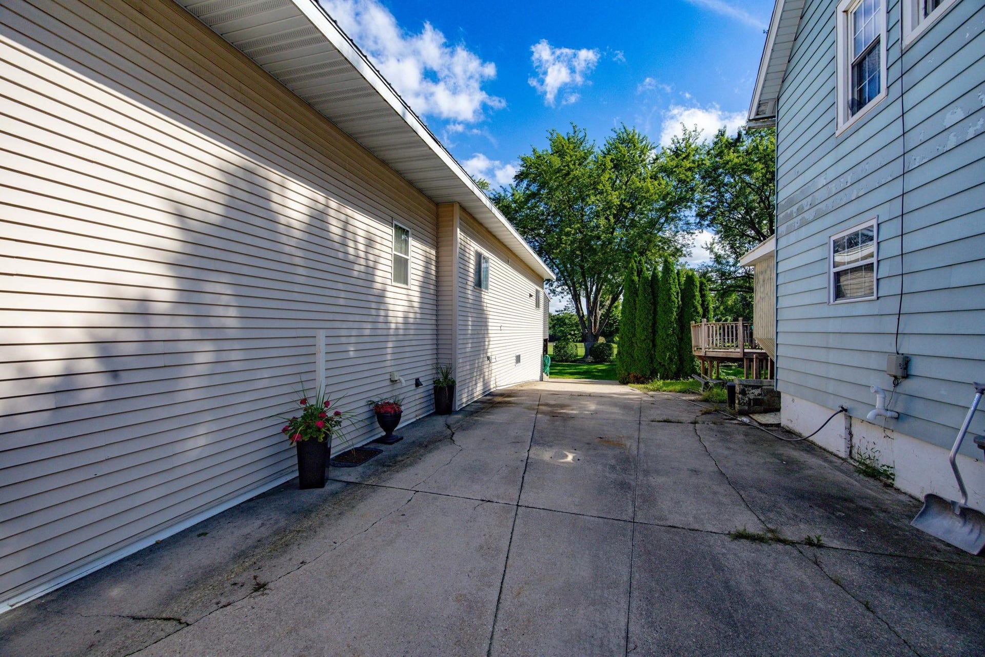 1509 Hackett Street, Beloit, WI 53511