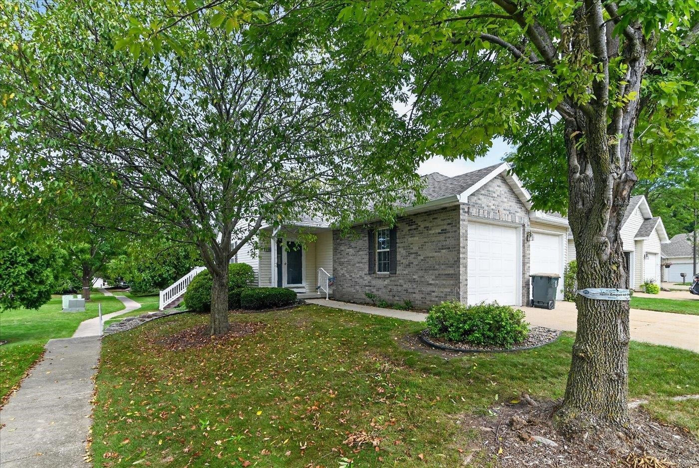 6322 Merritt Ridge, Madison, WI 53718