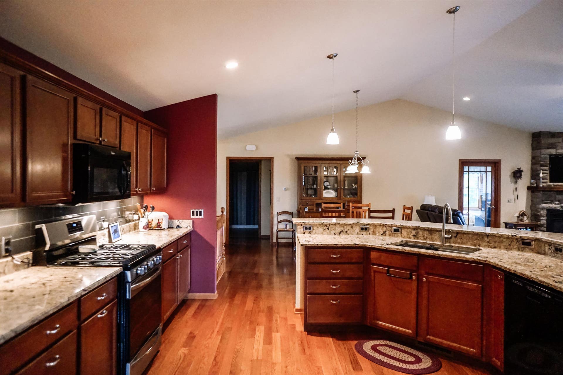 N3950 Hwy 146, Fountain Prairie, WI 53932