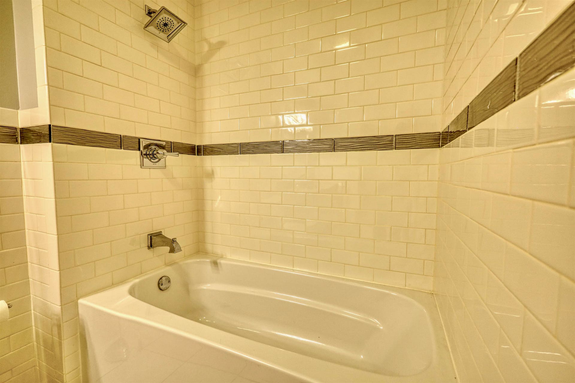 3115 Hawks Haven Trail, Bristol, WI 53532