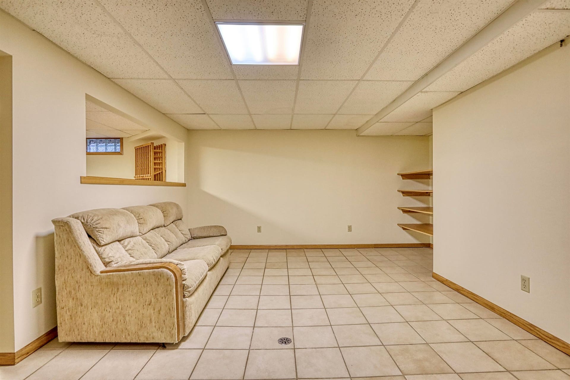 3115 Hawks Haven Trail, Bristol, WI 53532