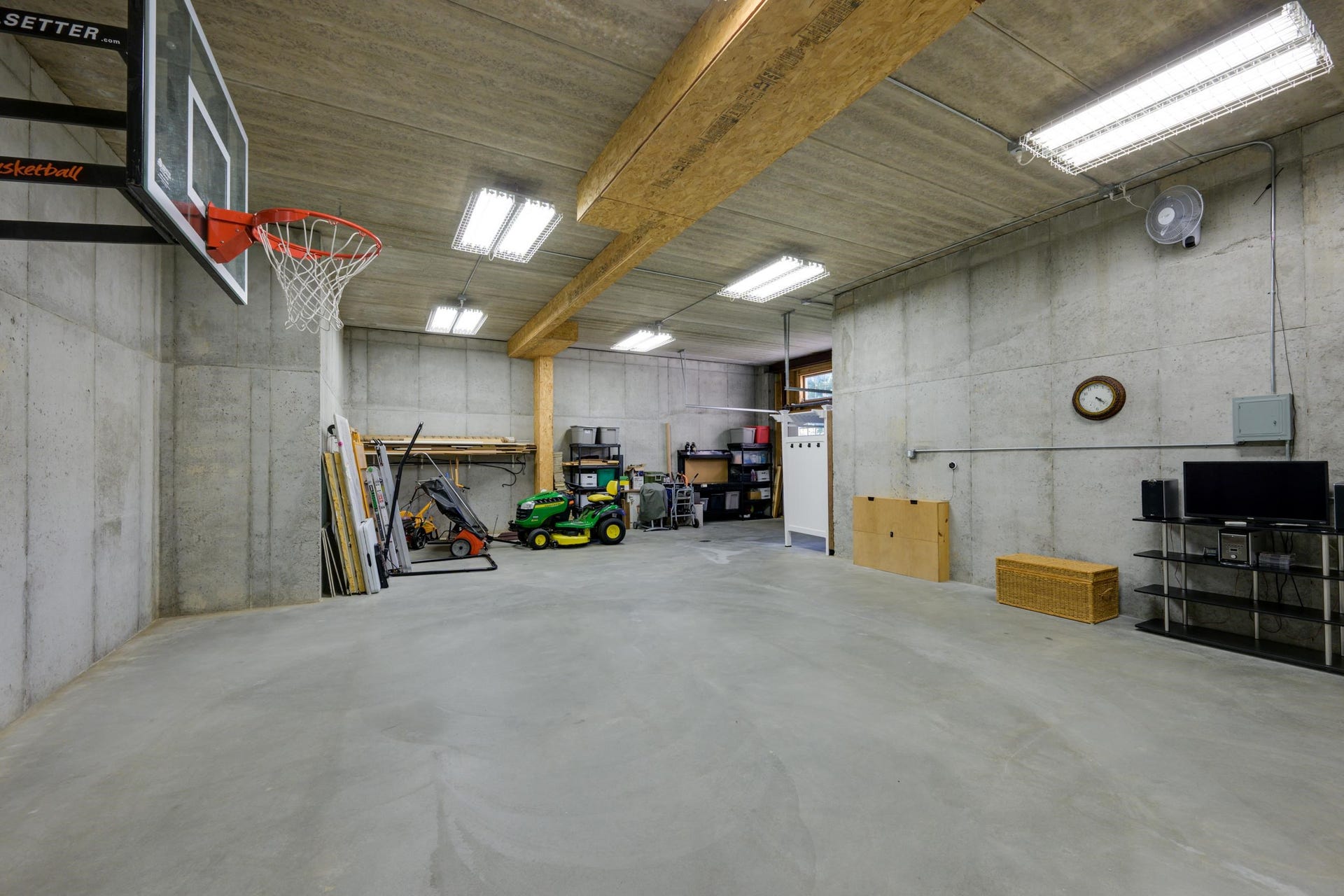 N6819 Canter Court, Lake Mills, WI 53551