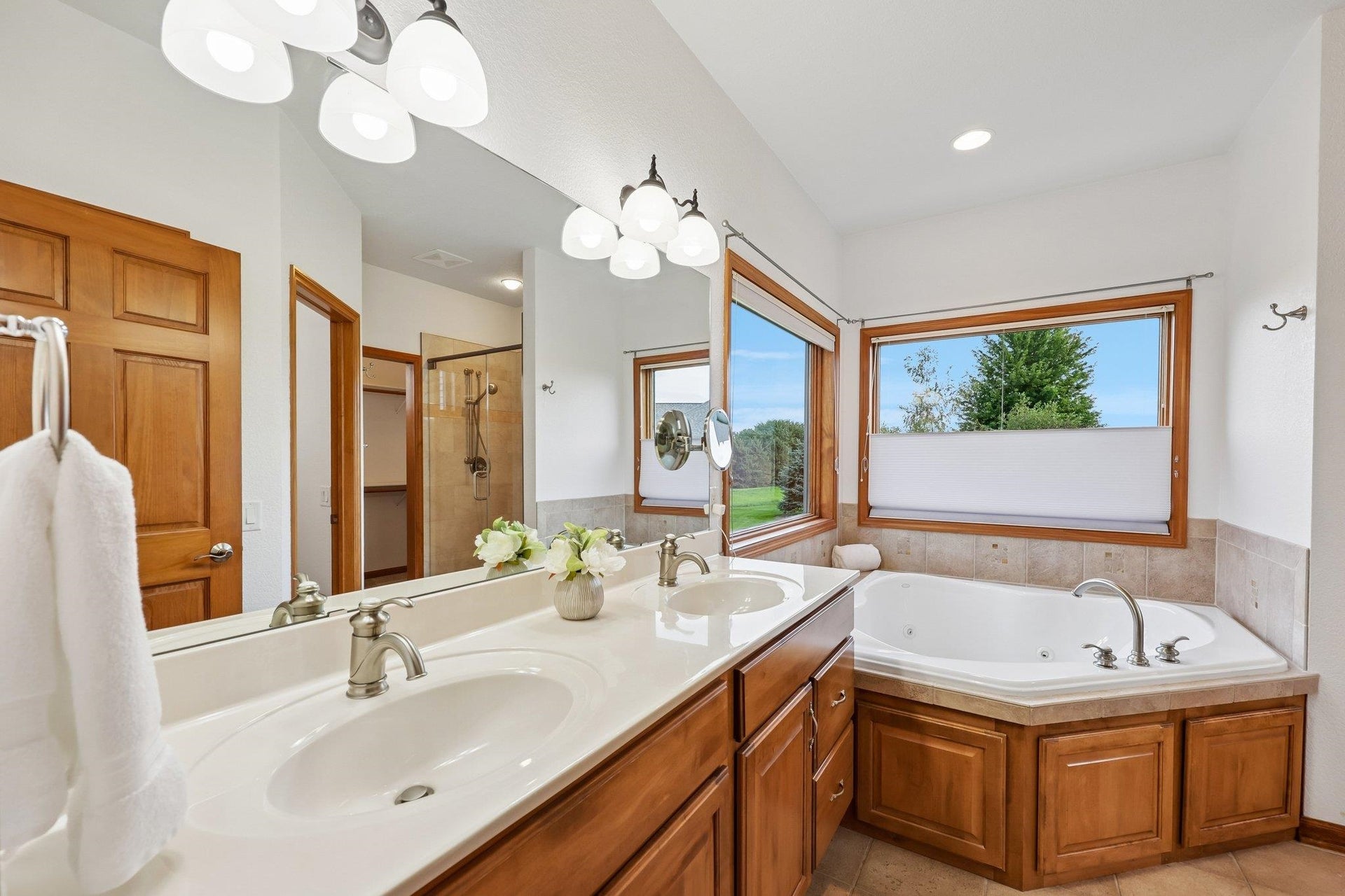 6572 Kimberly Way, Windsor, WI 53532