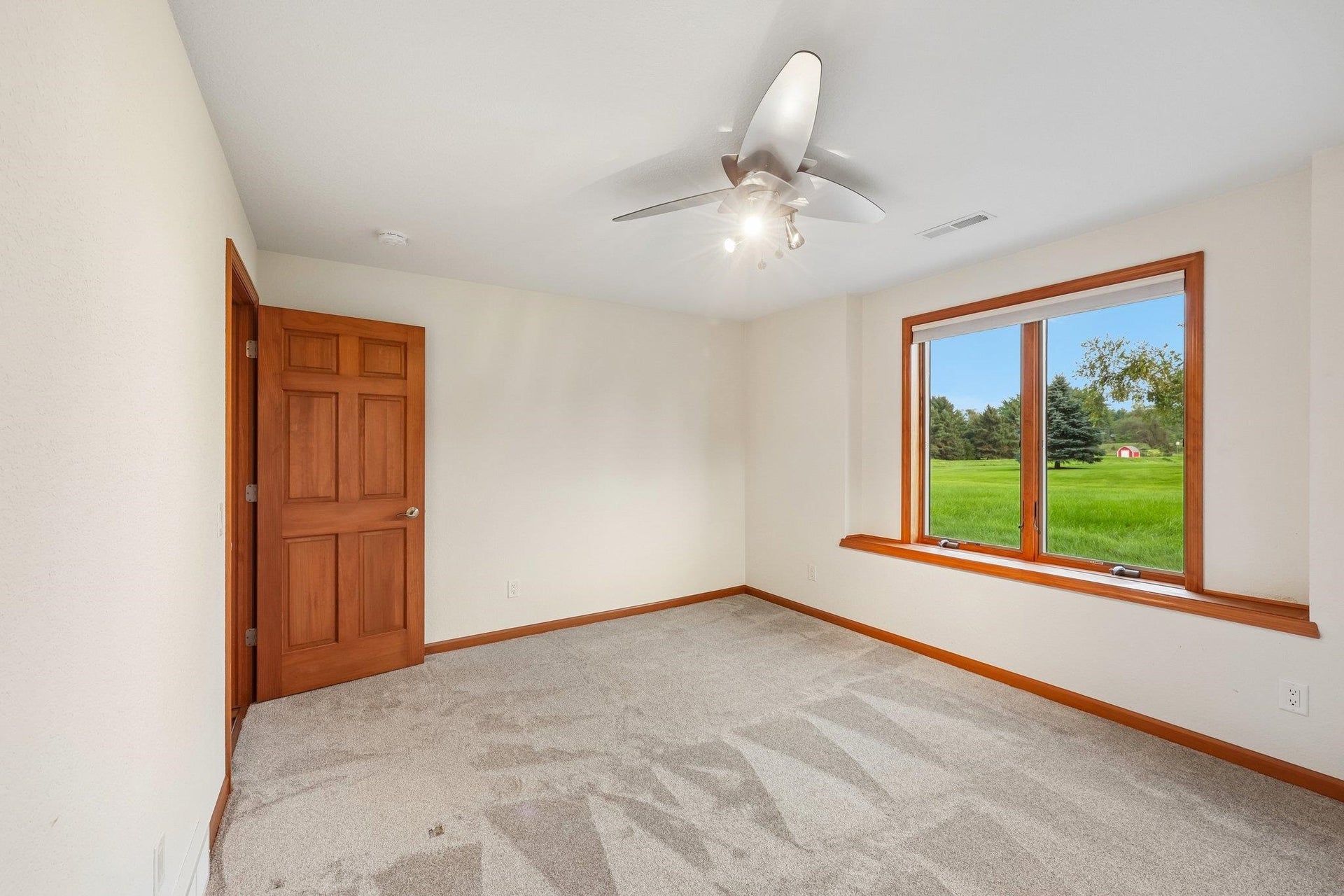 6572 Kimberly Way, Windsor, WI 53532