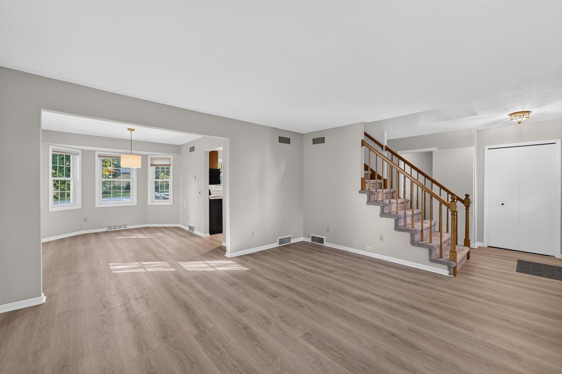 9 Court Of Brixham, Madison, WI 53705