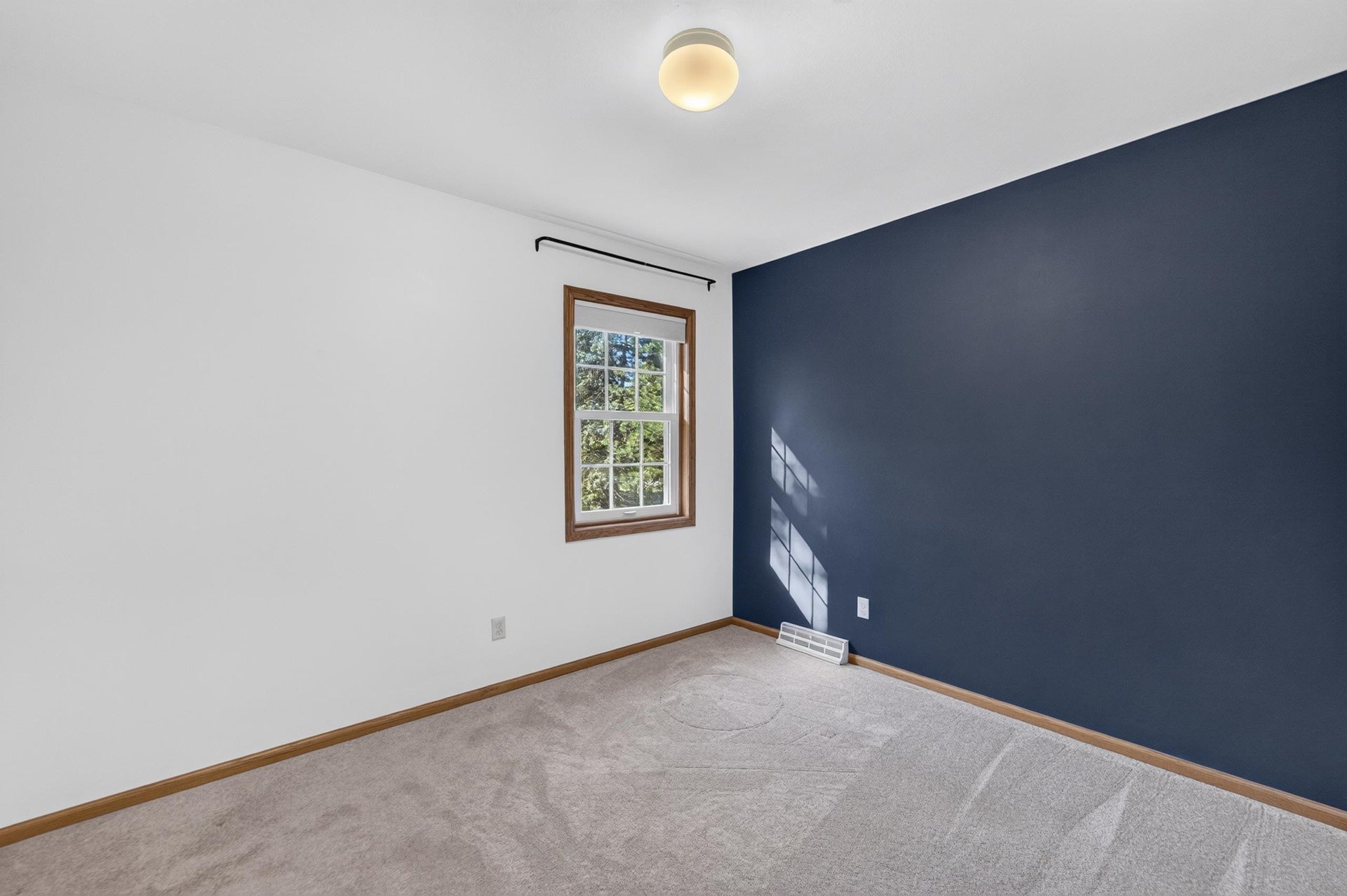9 Court Of Brixham, Madison, WI 53705