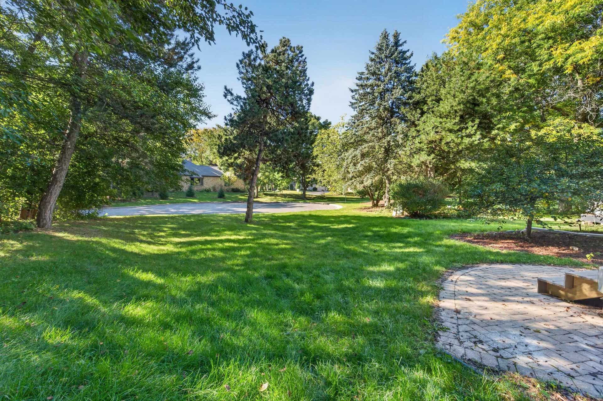 9 Court Of Brixham, Madison, WI 53705