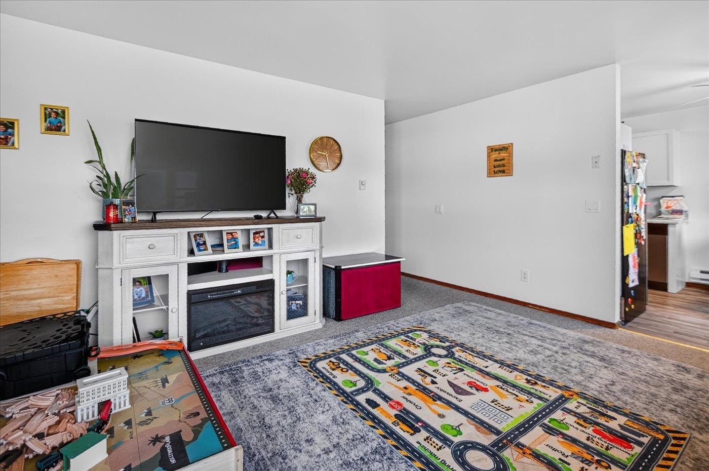 202 Danbury Court, DeForest, WI 53532