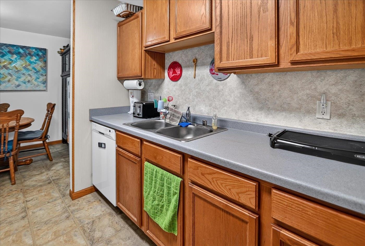 206 Danbury Court, DeForest, WI 53532