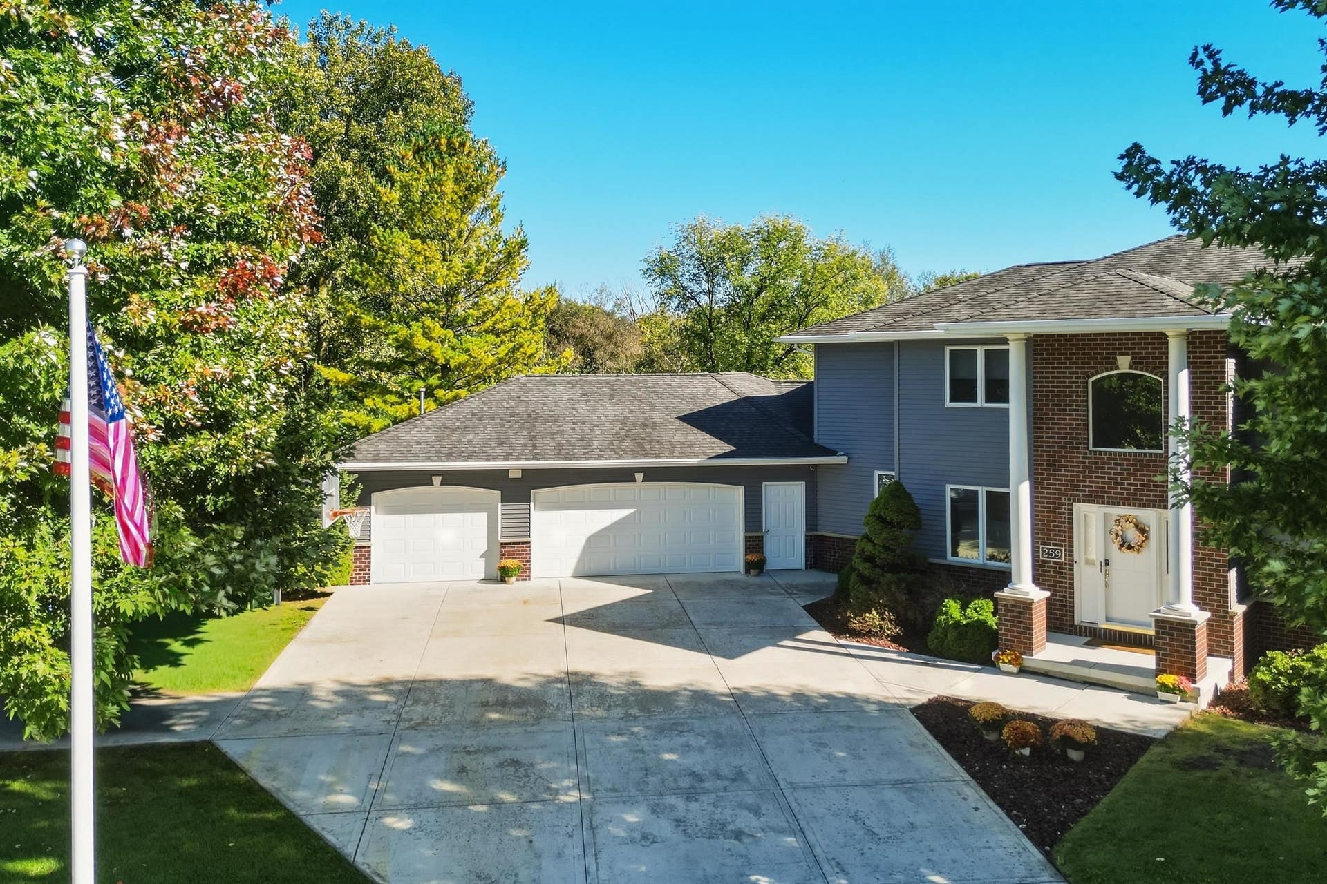 259 Willow Creek Road, Rosendale, WI 54974