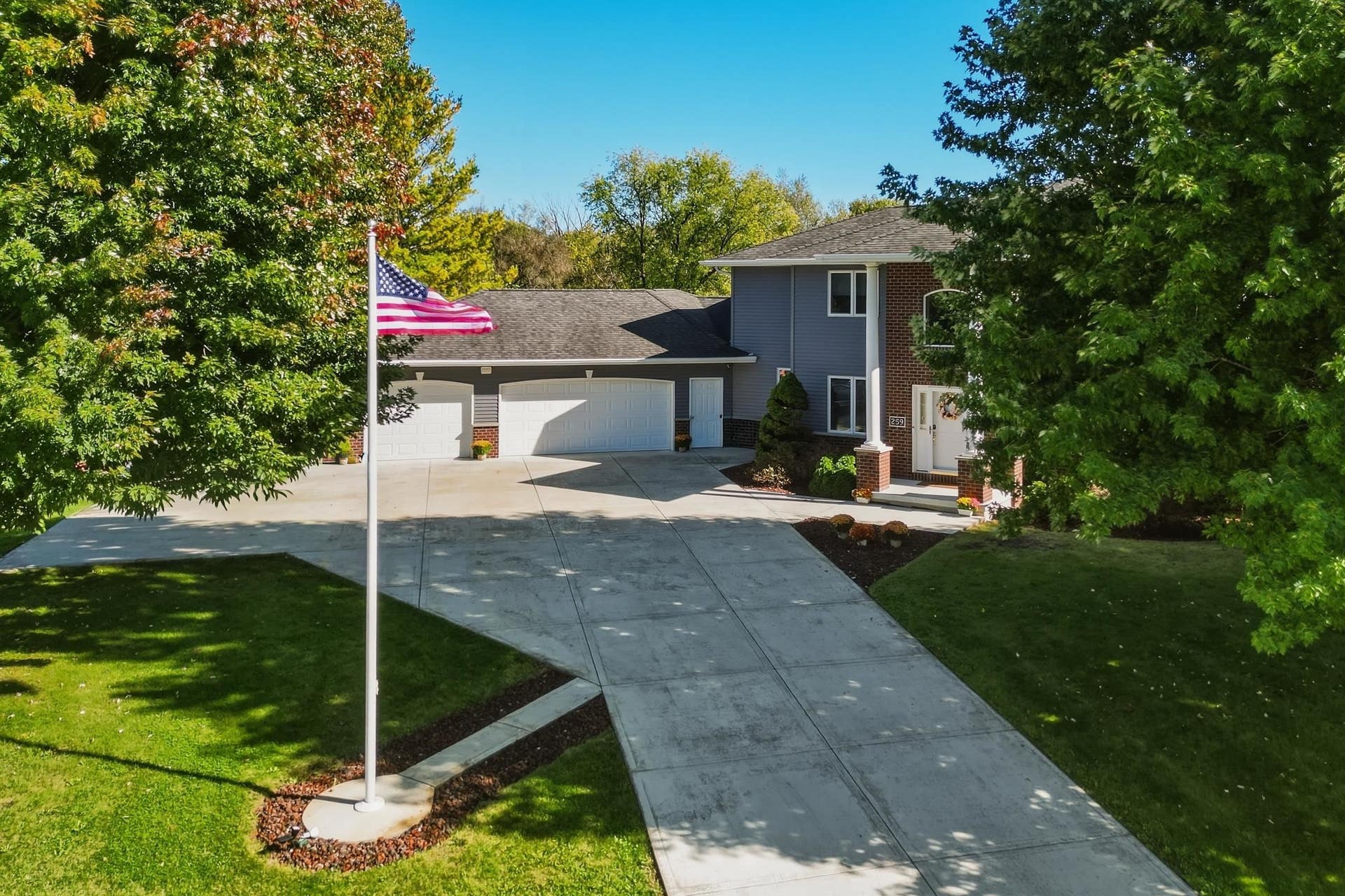259 Willow Creek Road, Rosendale, WI 54974