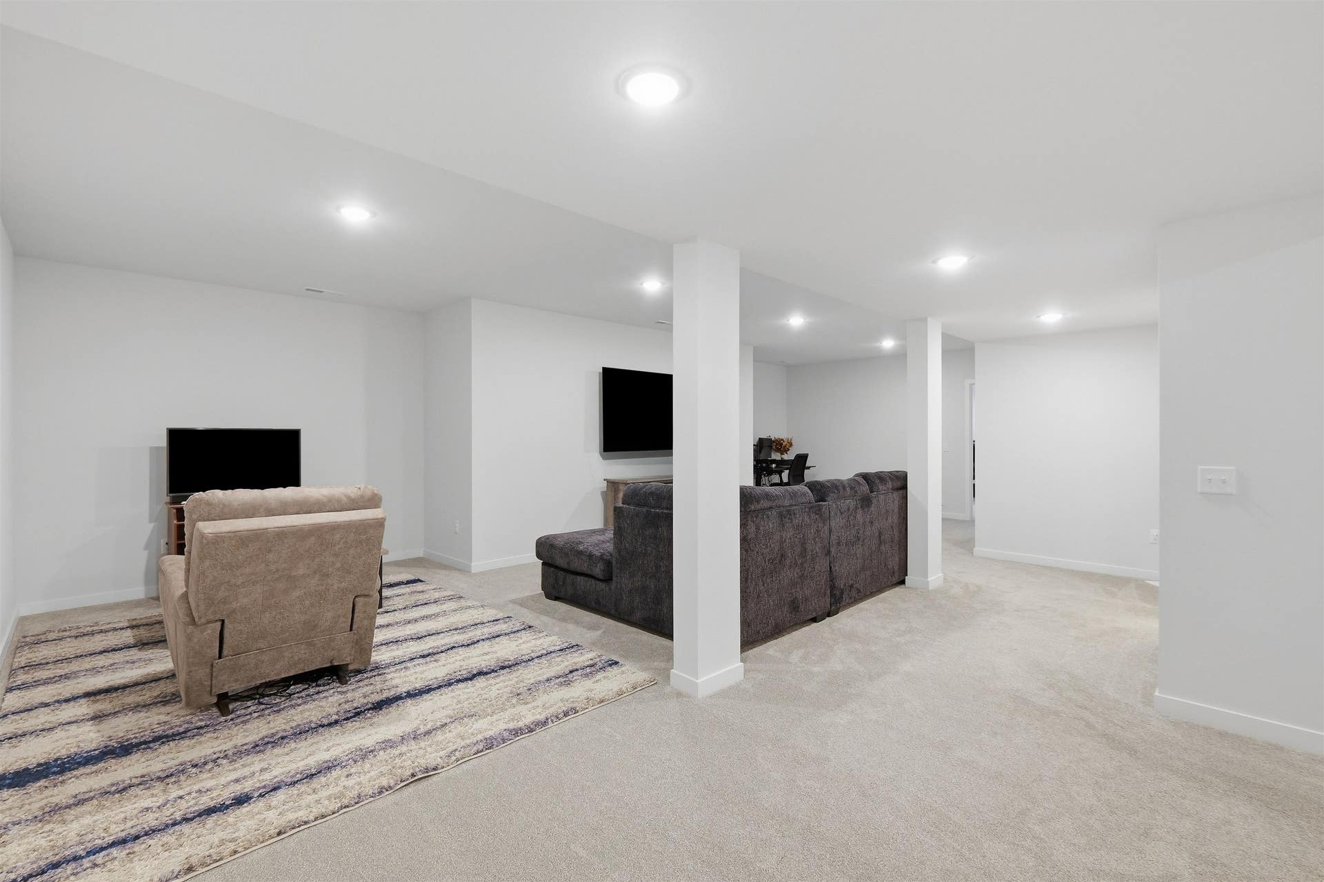 2224 Otteson Drive, Stoughton, WI 53589