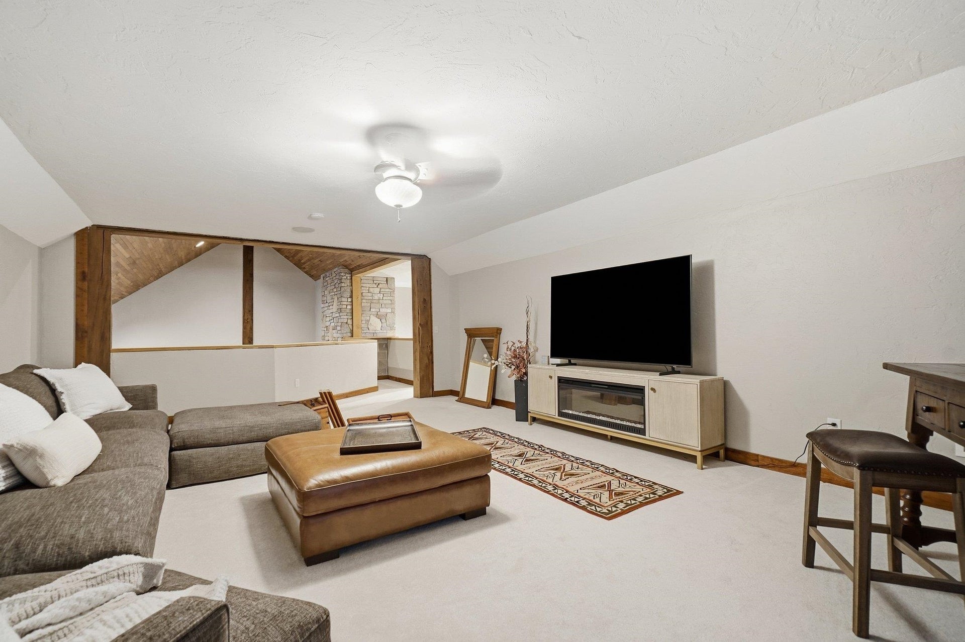 4025 S Bernstein Road, Spring Valley, WI 53576-9477