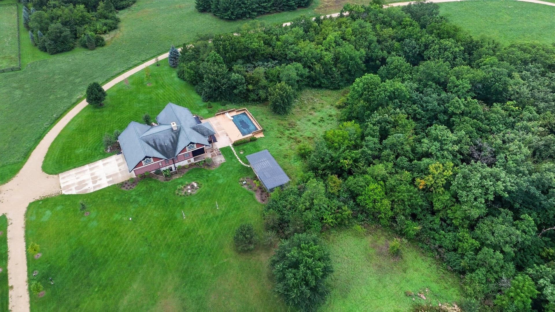 4025 S Bernstein Road, Spring Valley, WI 53576-9477