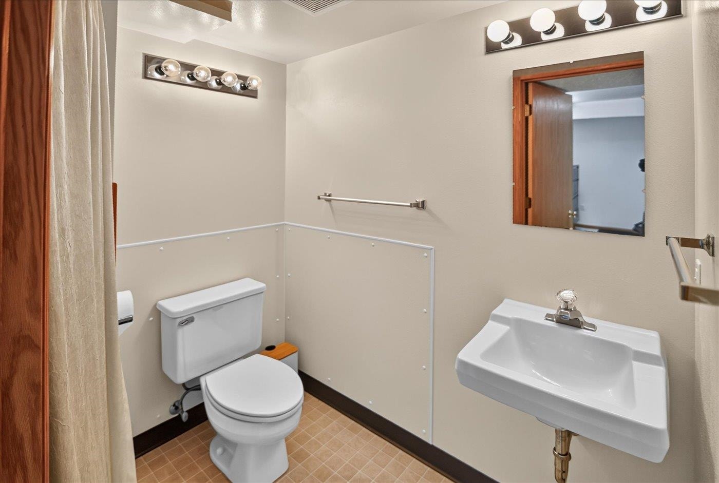 2779 Richardson Street, Fitchburg, WI 53711