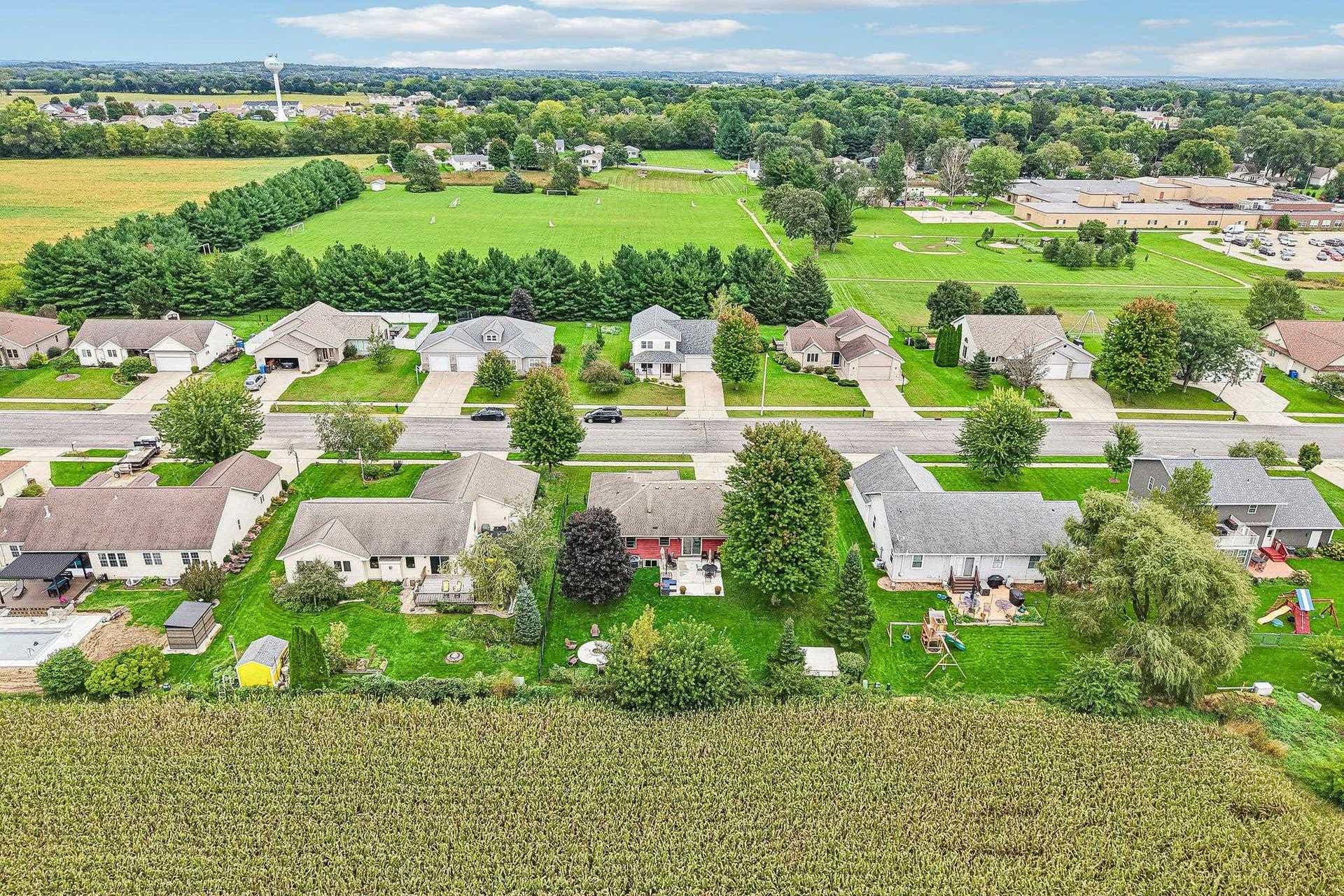 304 4th Street, Brooklyn, WI 53521