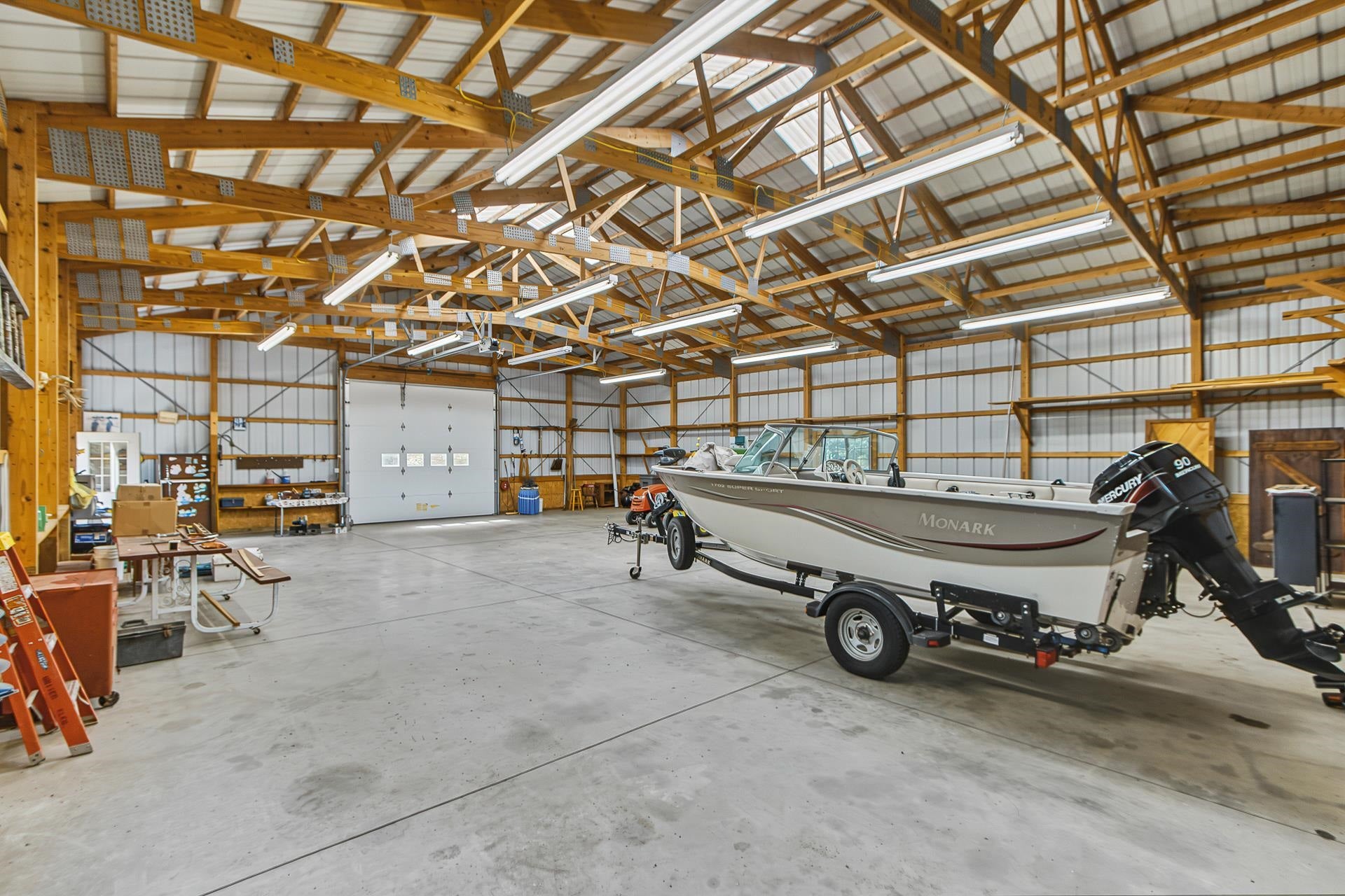 N8988 Deerborn Avenue, Springfield, WI 53964