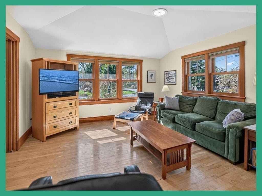 4209 Winnequah Road, Monona, WI 53716