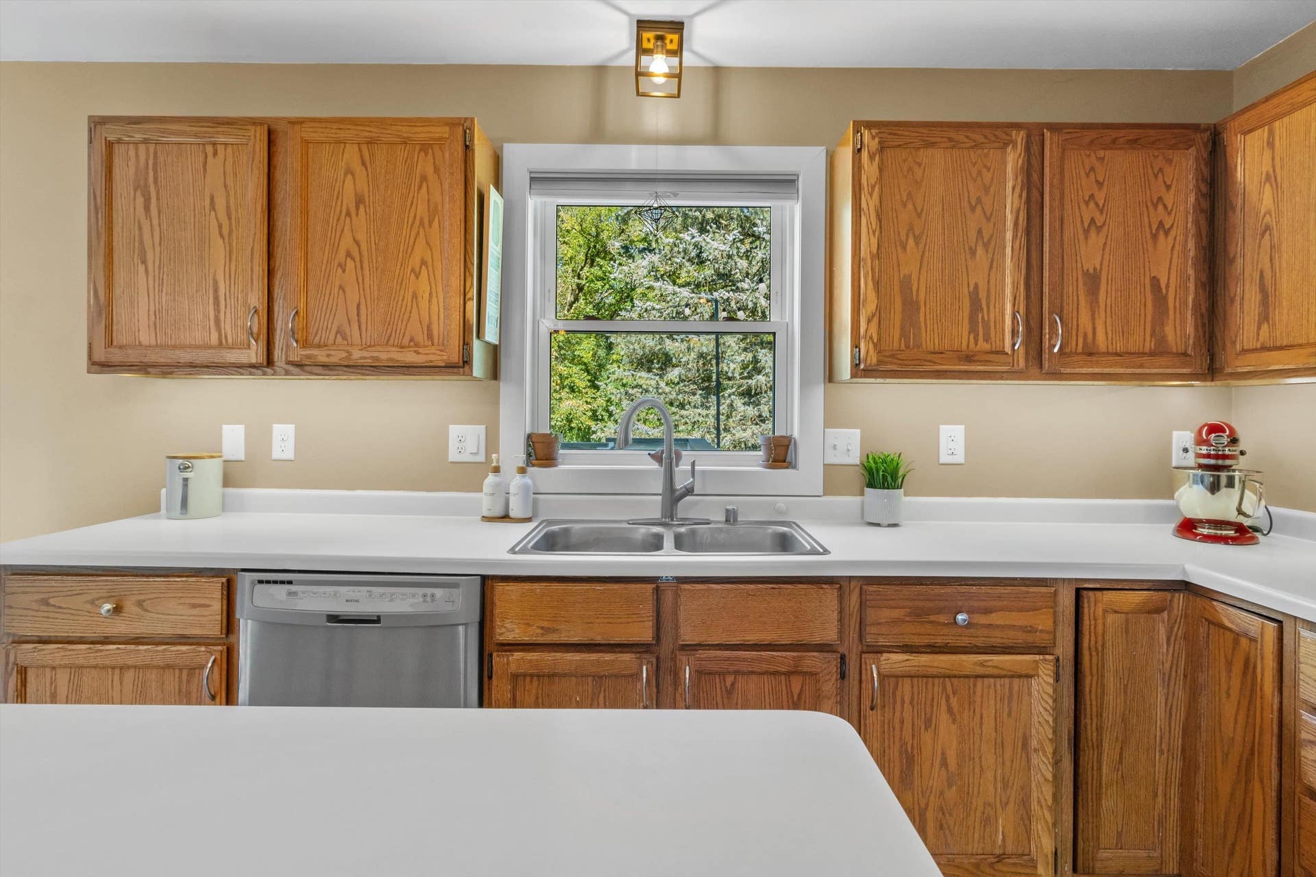 2 Salina Court, Madison, WI 53719