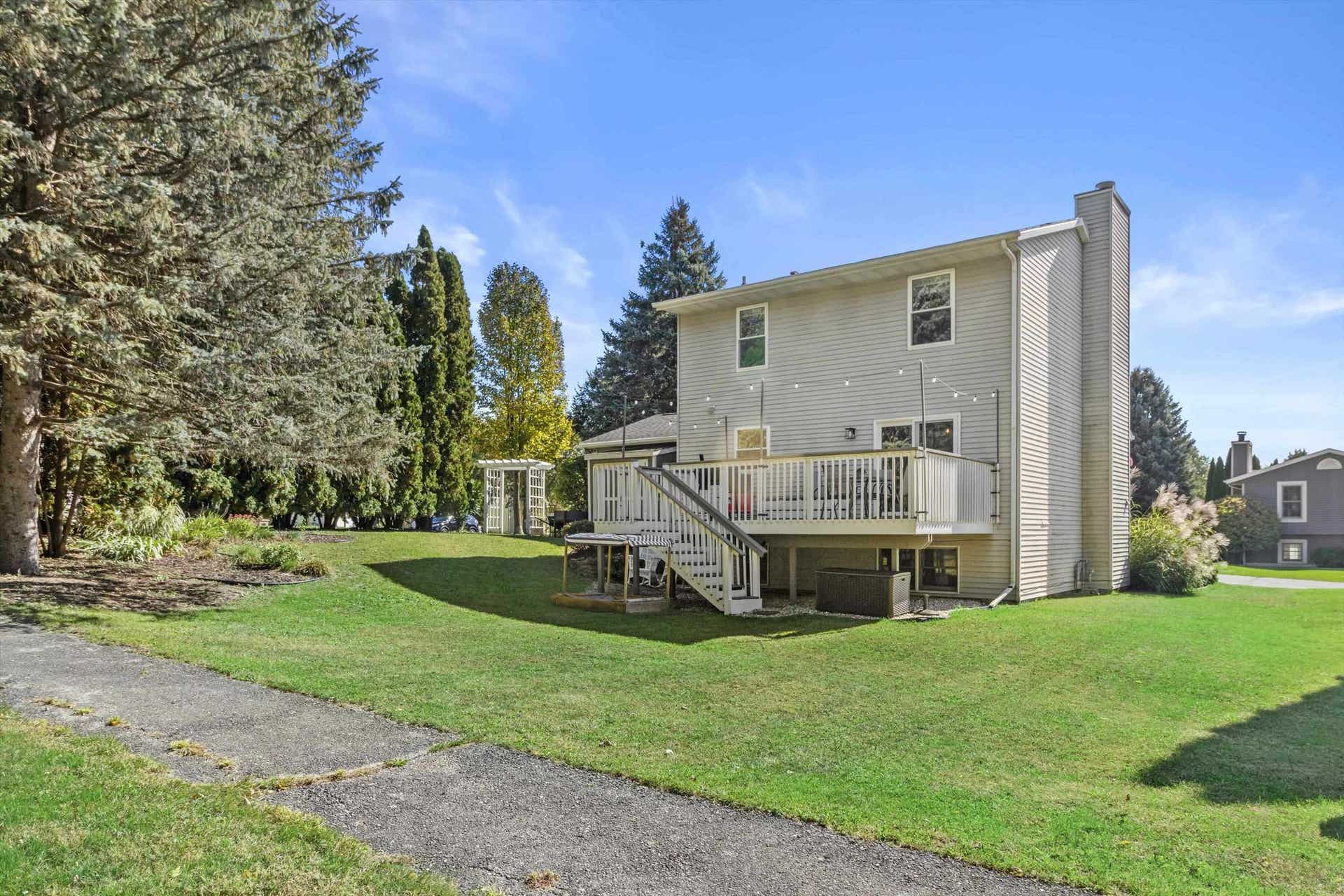 2 Salina Court, Madison, WI 53719