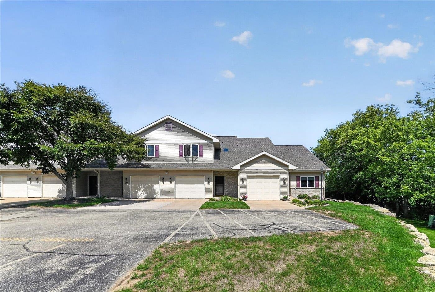 118 Elliott Lane, Oregon, WI 53575