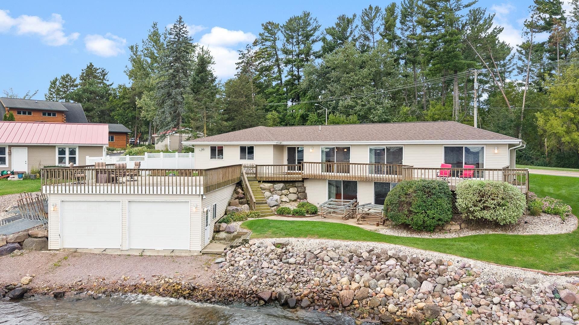 421 River Street, Merrimac, WI 53561