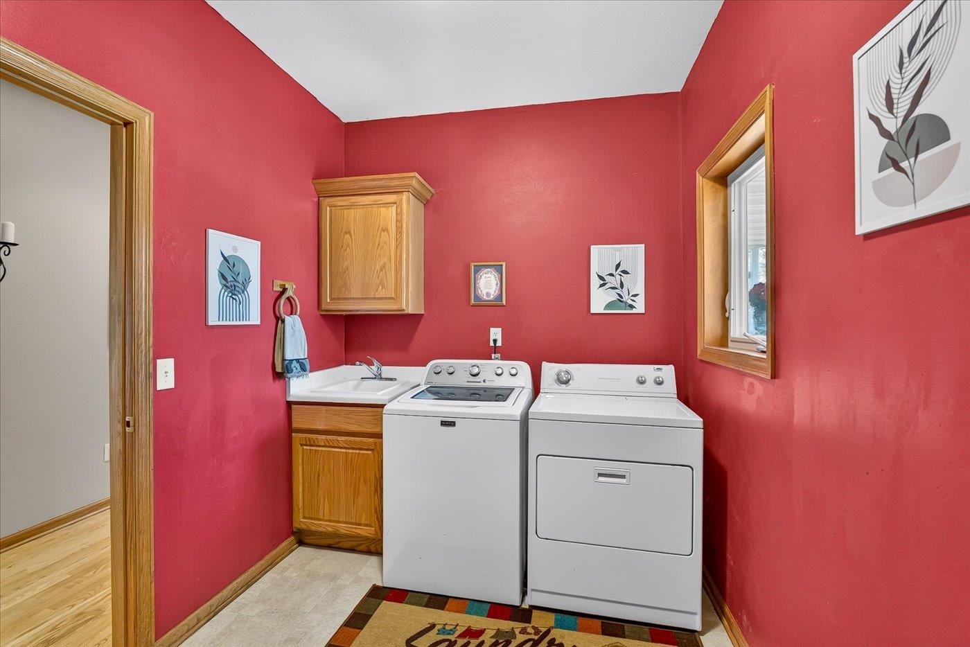 875 Merri Hill Drive, Oregon, WI 53575
