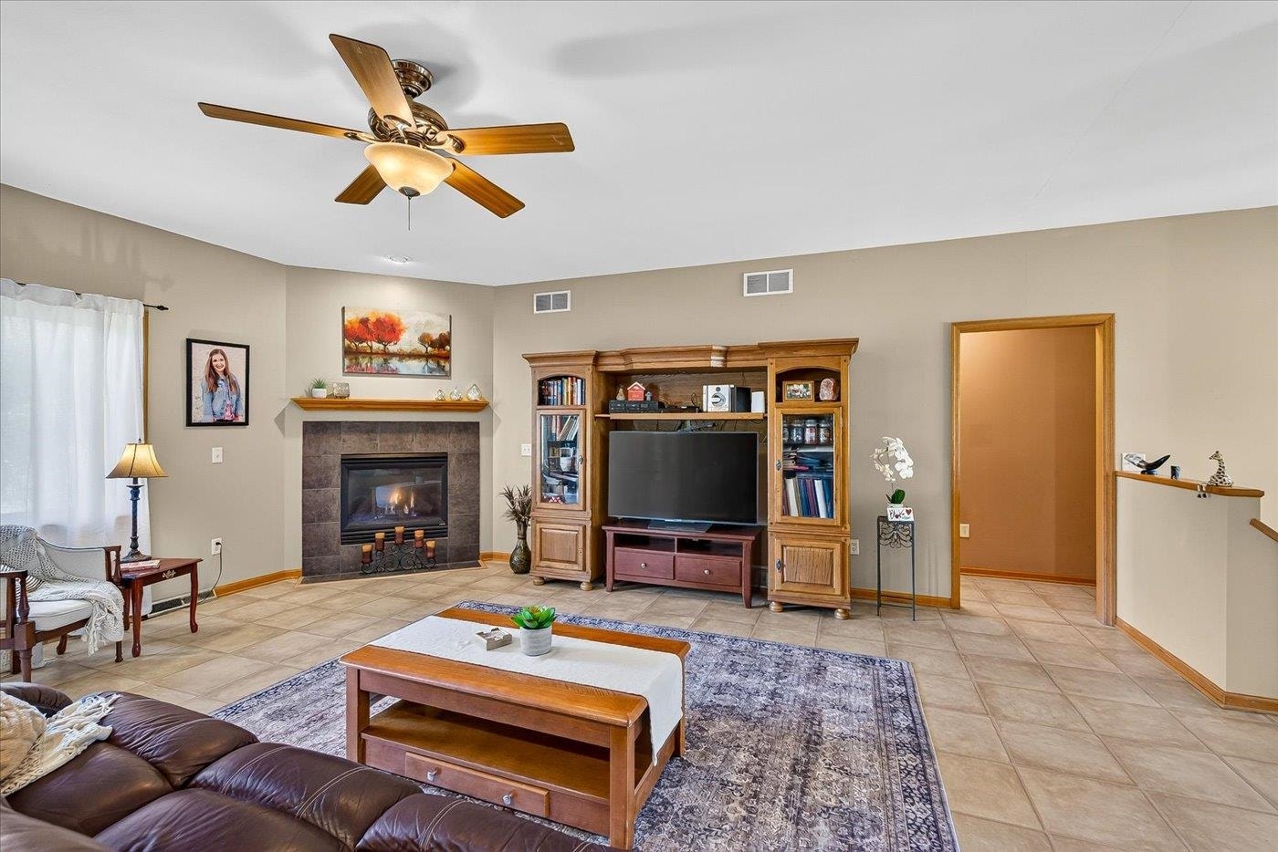 875 Merri Hill Drive, Oregon, WI 53575