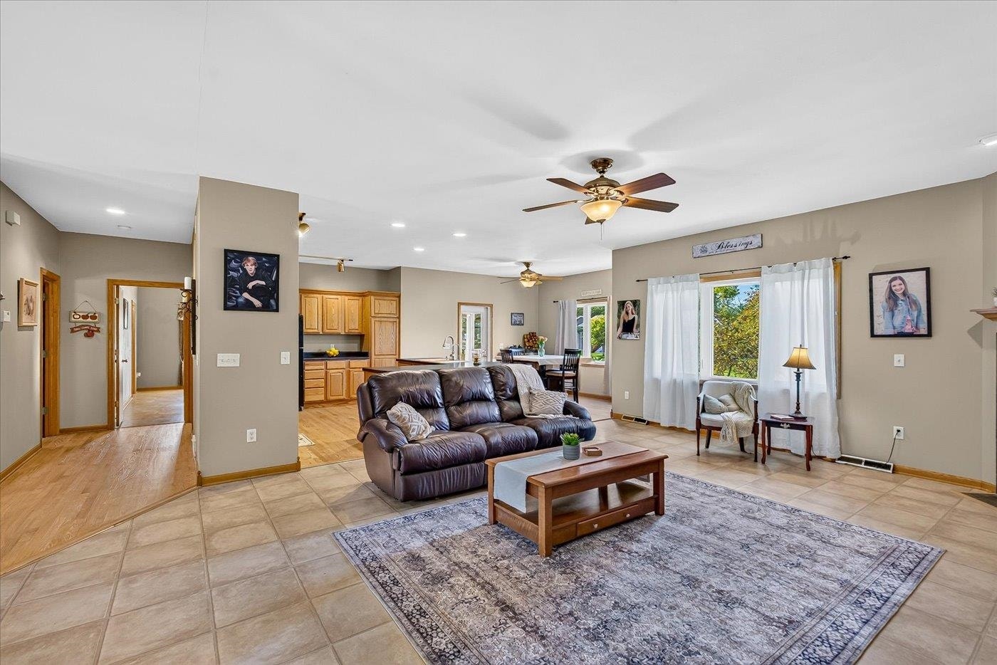 875 Merri Hill Drive, Oregon, WI 53575